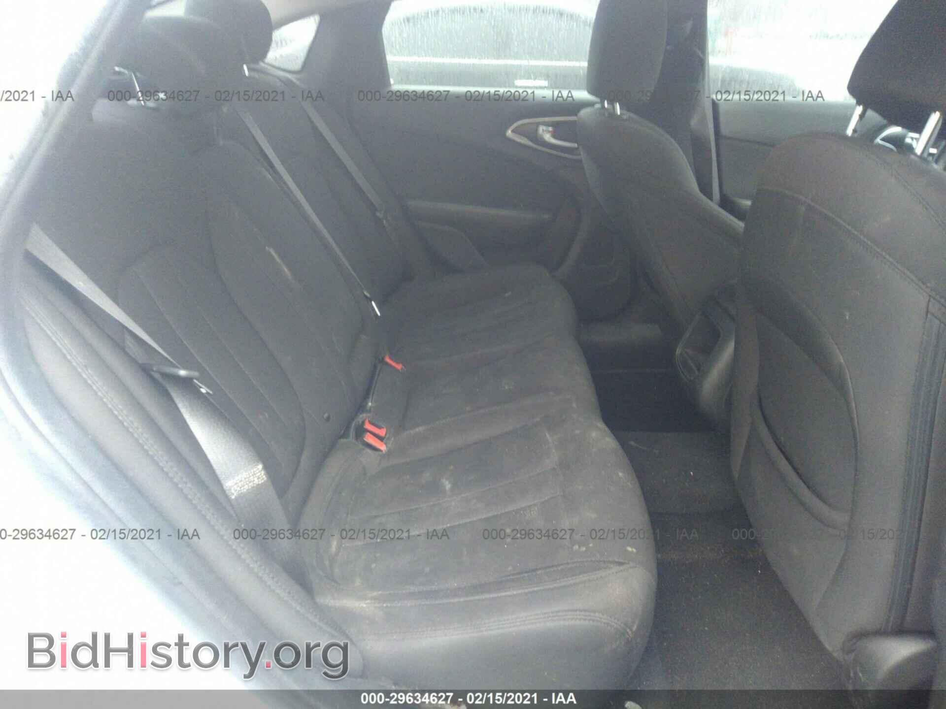 2016 CHRYSLER 200 - VIN: 1C3CCCAB2GN168181 - Фото 8