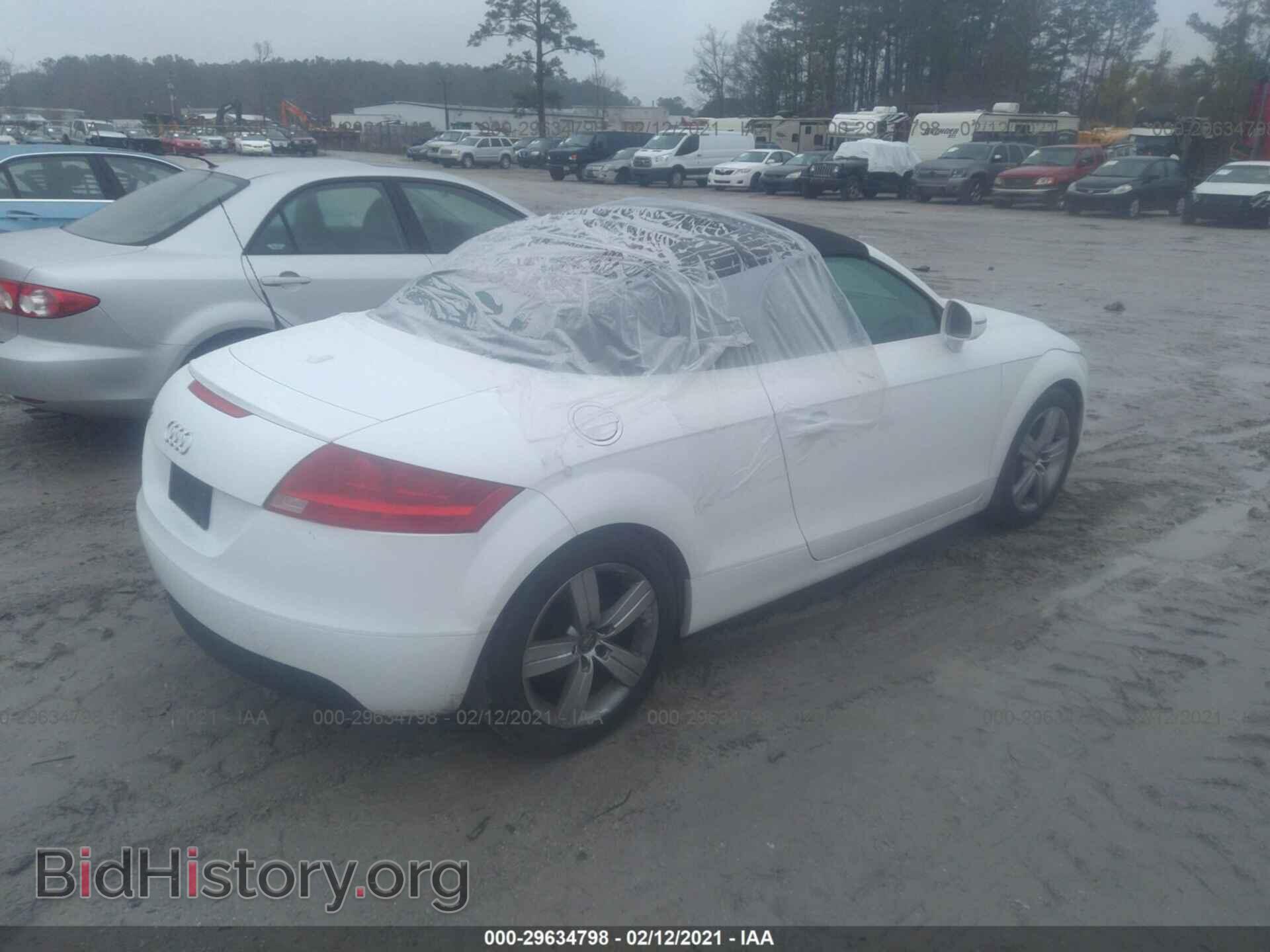 2008 AUDI TT - VIN: TRUMF38J481003073 - Фото 4