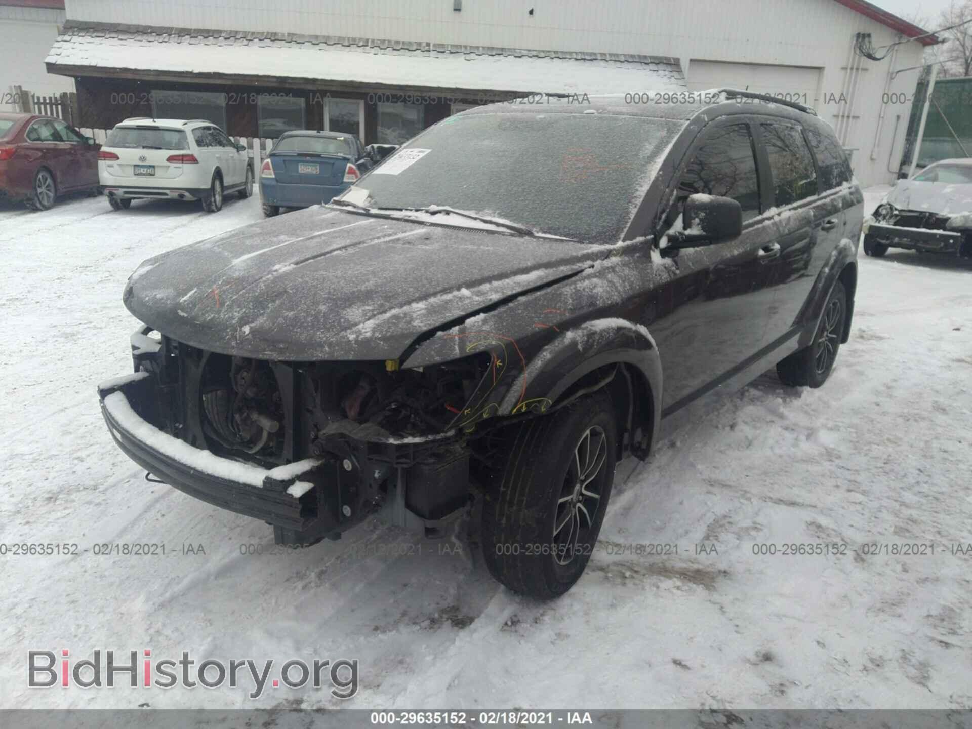 2018 DODGE JOURNEY - VIN: 3C4PDCAB8JT303472 - Photo 2