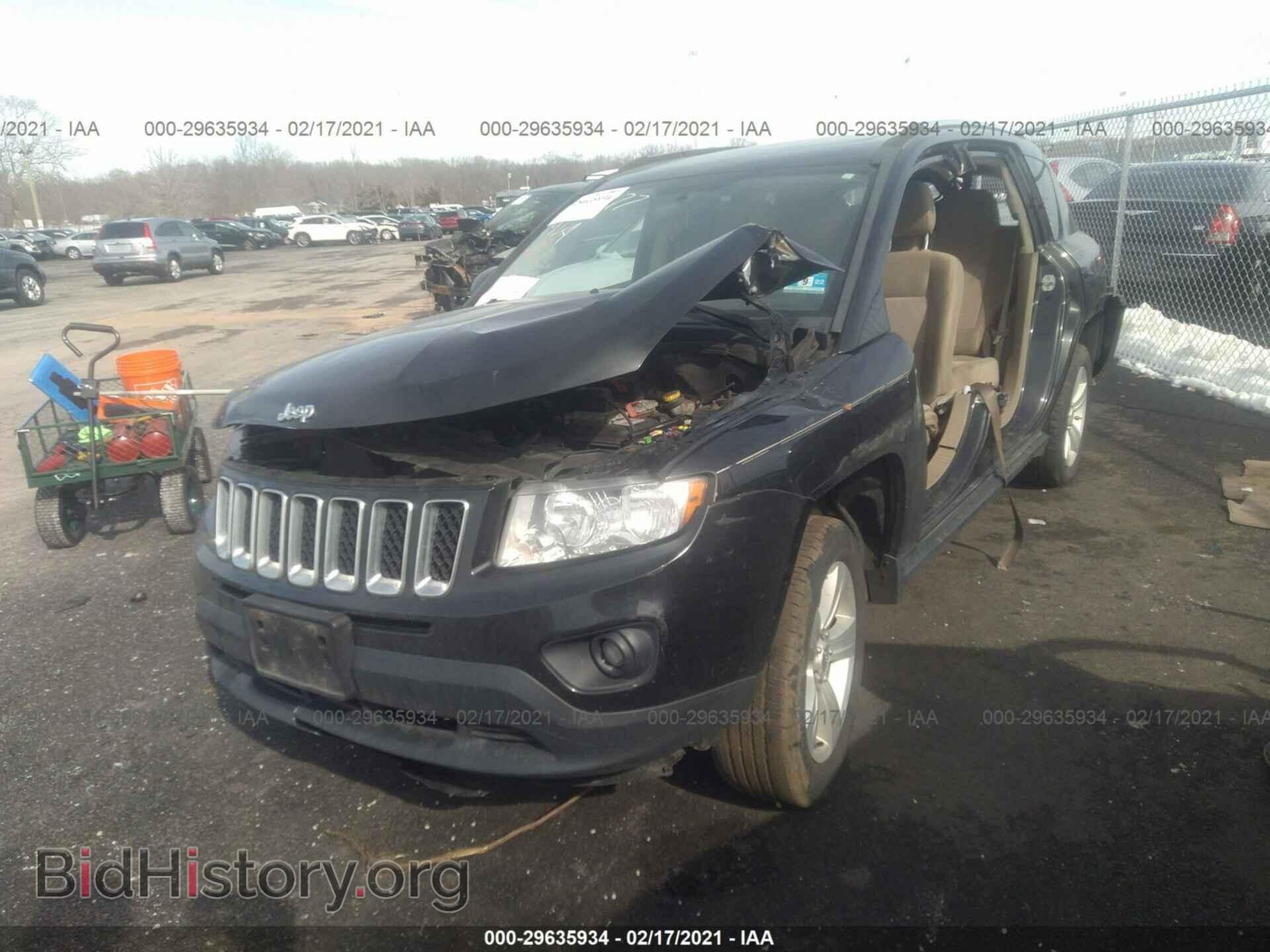 2011 JEEP COMPASS - VIN: 1J4NT1FA0BD138033 - Фото 2