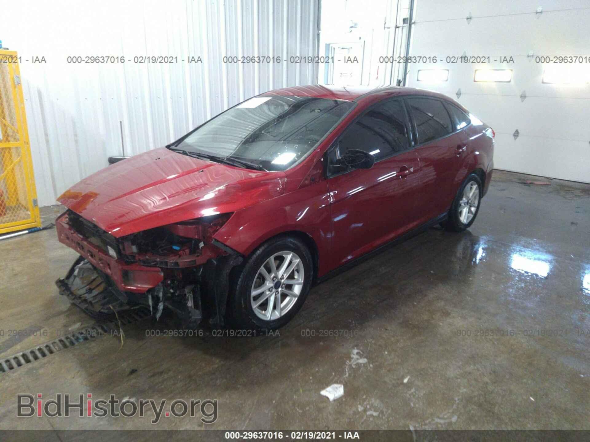 2016 FORD FOCUS - VIN: 1FADP3F2XGL266468 - Фото 2