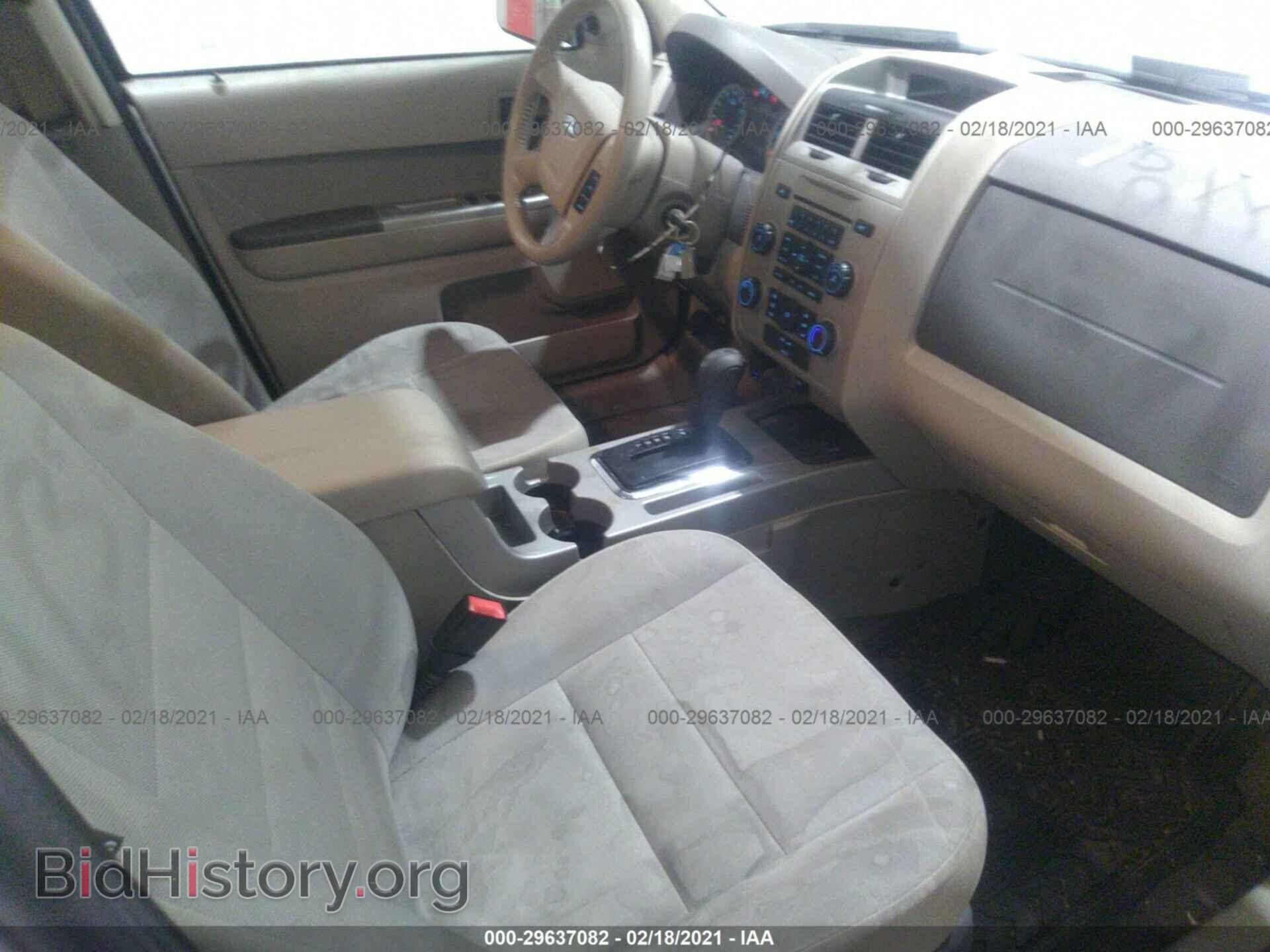 2011 FORD ESCAPE - VIN: 1FMCU9DG1BKB14167 - Photo 5
