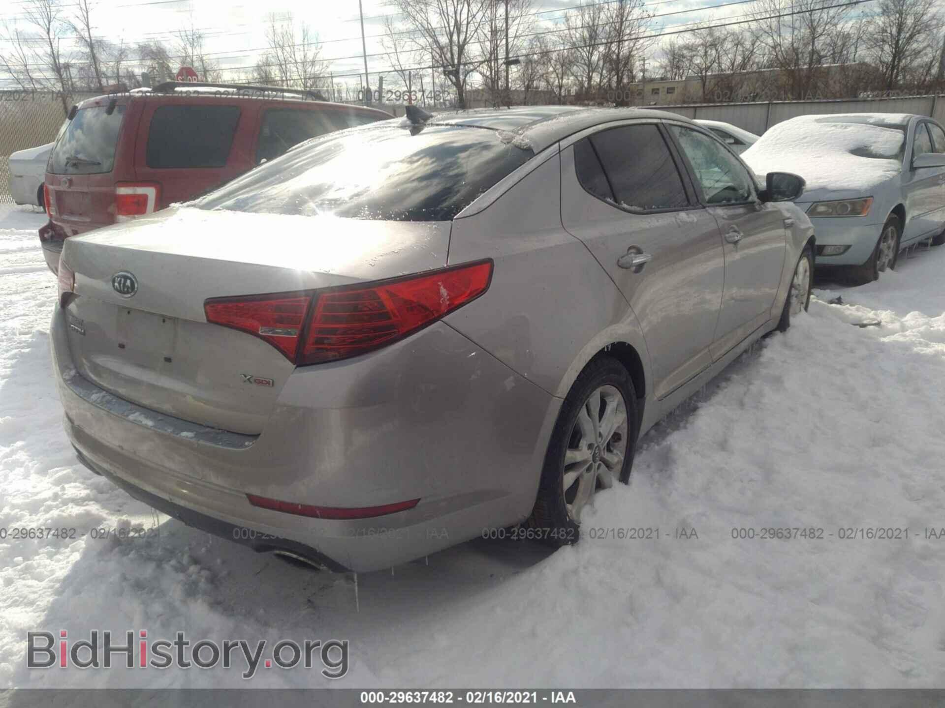 2011 KIA OPTIMA - VIN: KNAGN4A79B5124077 - Фото 4
