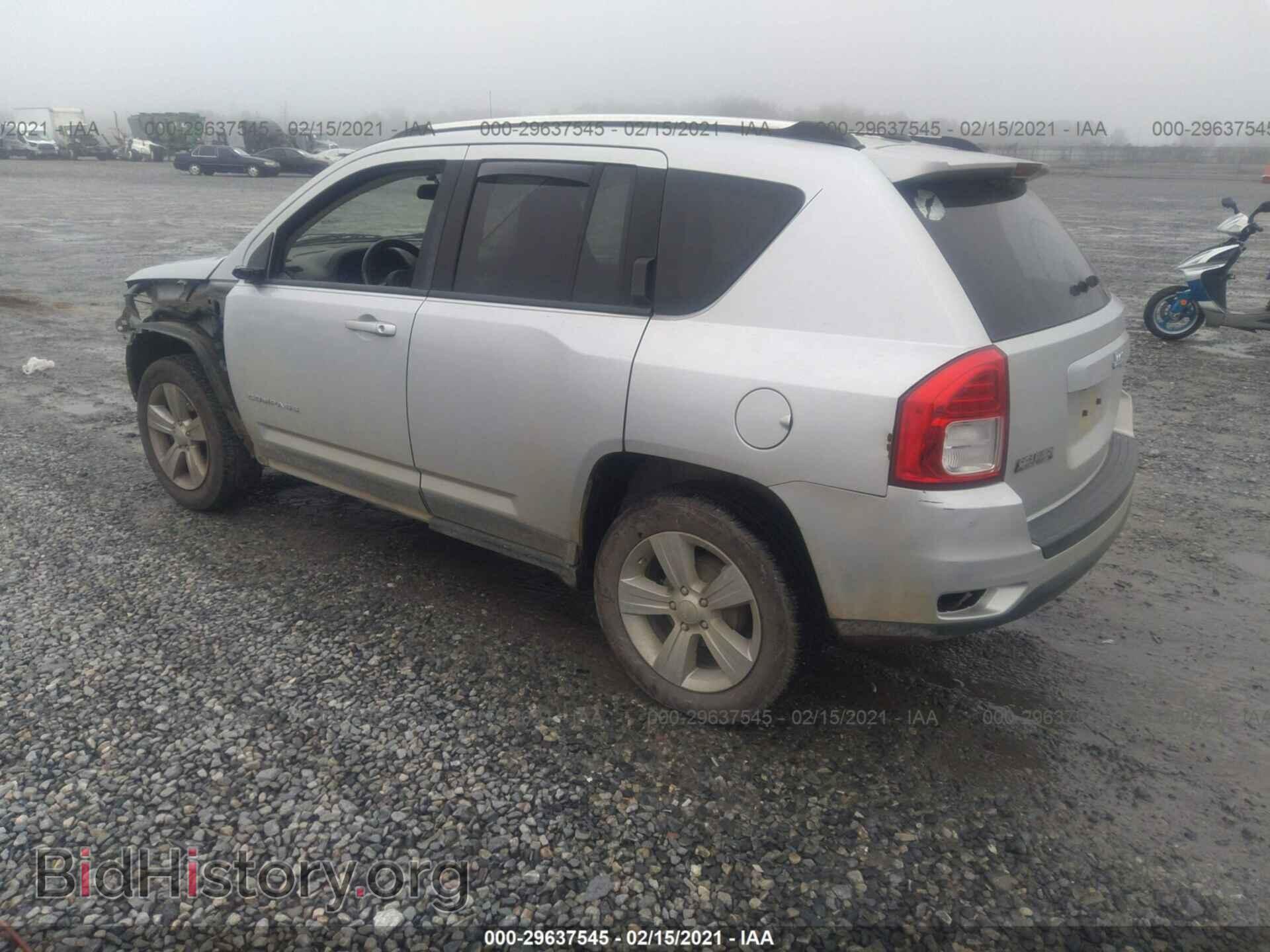 2011 JEEP COMPASS - VIN: 1J4NT1FA5BD288901 - Фото 3
