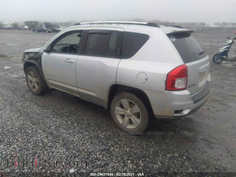 2011 Jeep COMPASS (VIN 1J4NT1FA5BD288901) — фото 3 из 11