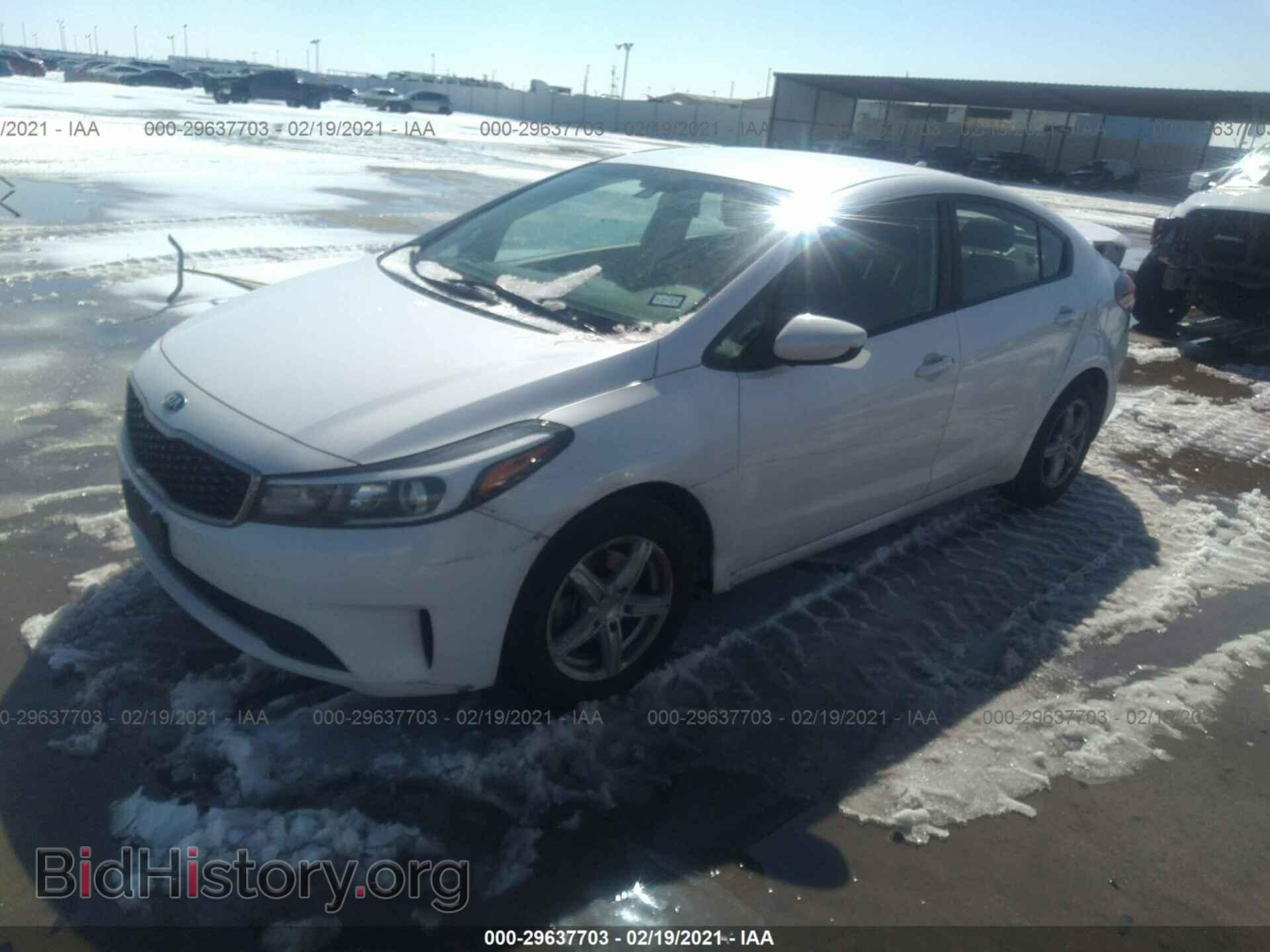 2017 KIA FORTE - VIN: 3KPFL4A77HE018048 - Photo 2