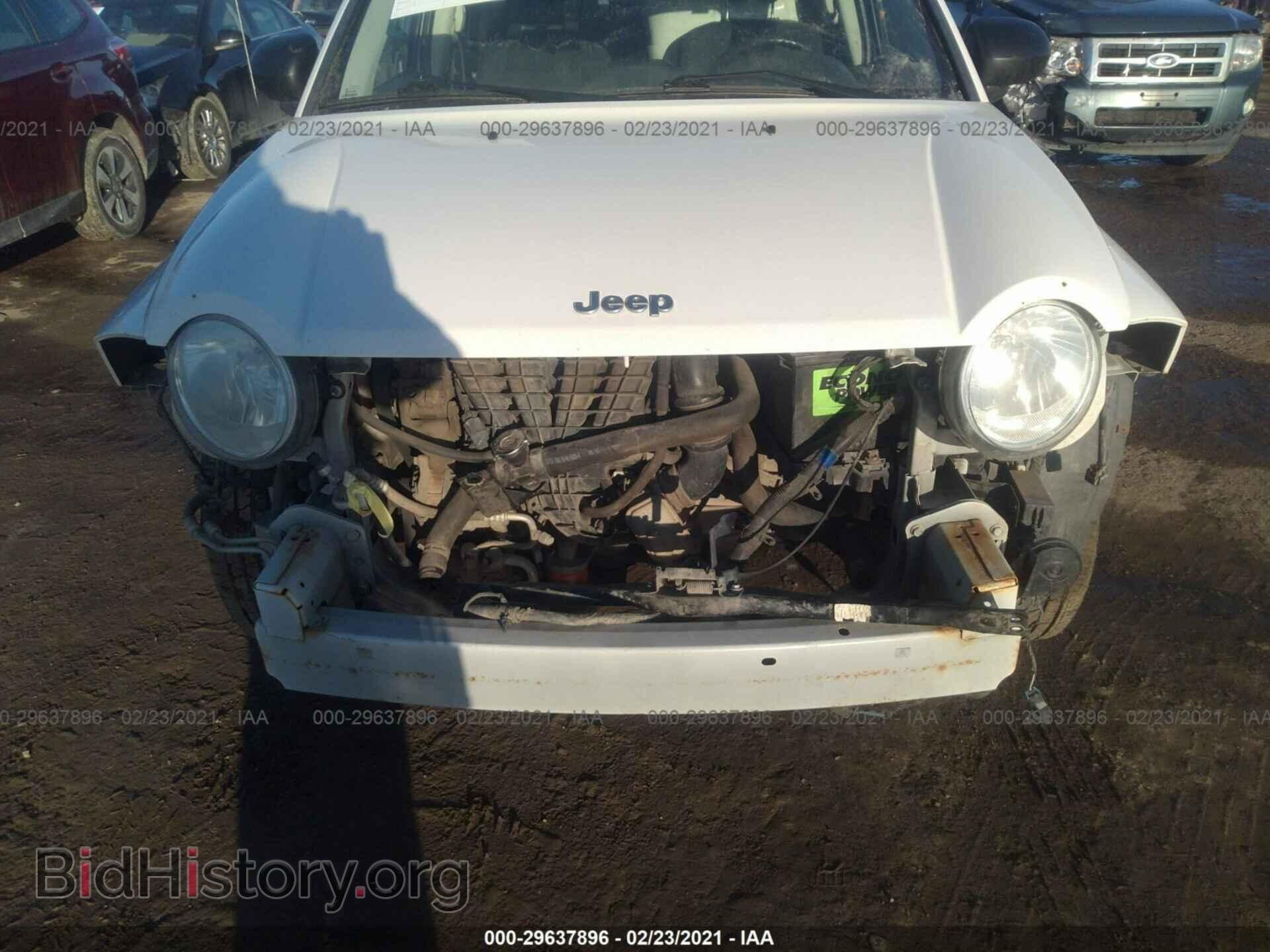 2009 JEEP COMPASS - VIN: 1J4FF47B39D211264 - Фото 6