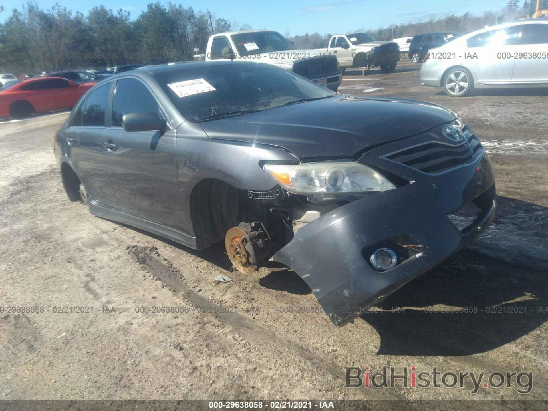 Photo 4T1BF3EK0BU755773 - TOYOTA CAMRY 2011