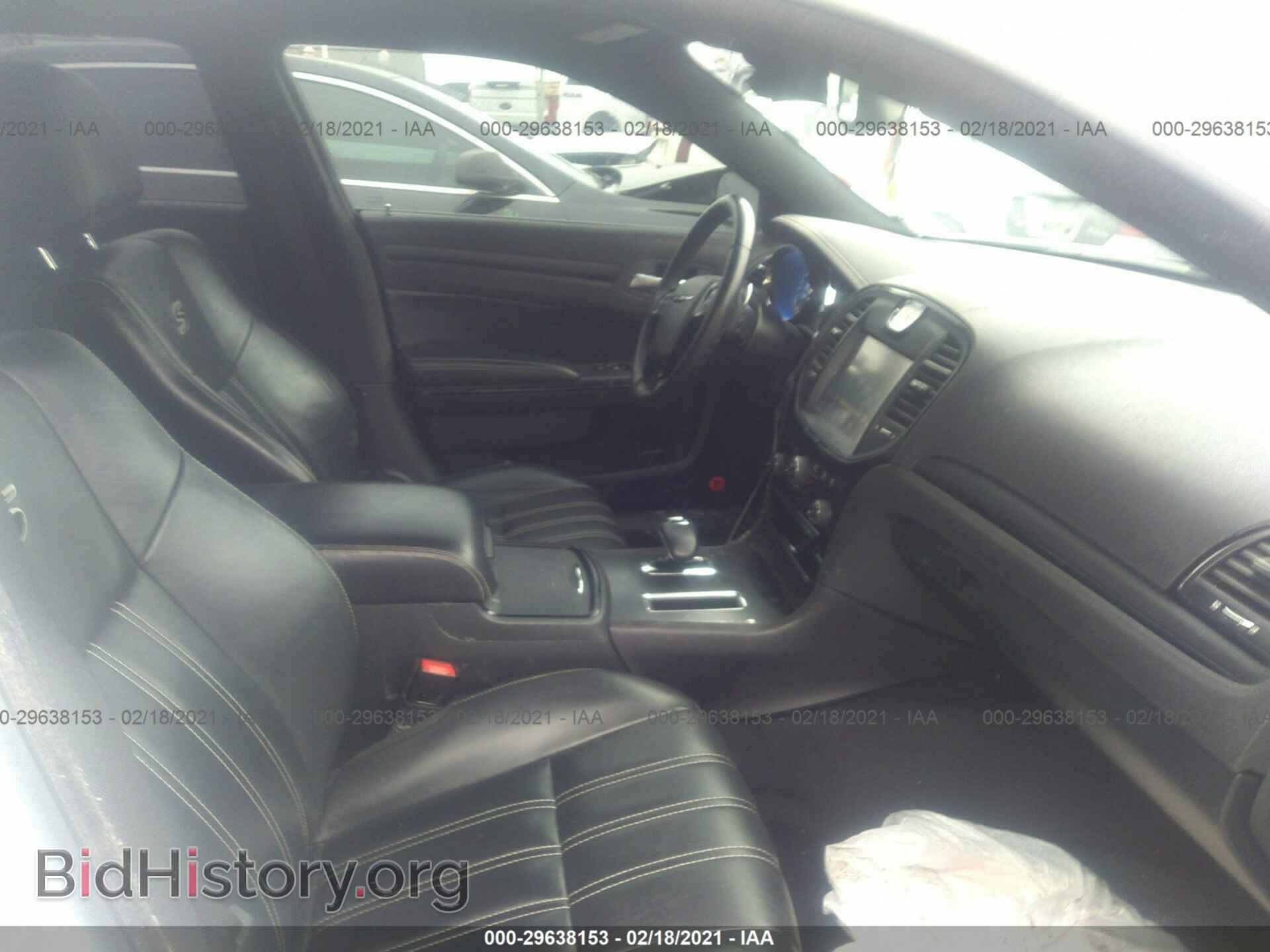 2014 CHRYSLER 300 - VIN: 2C3CCABG3EH296997 - Фото 5