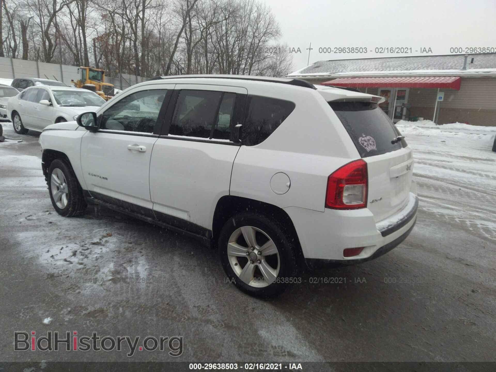 2012 JEEP COMPASS - VIN: 1C4NJDEB8CD616272 - Photo 3