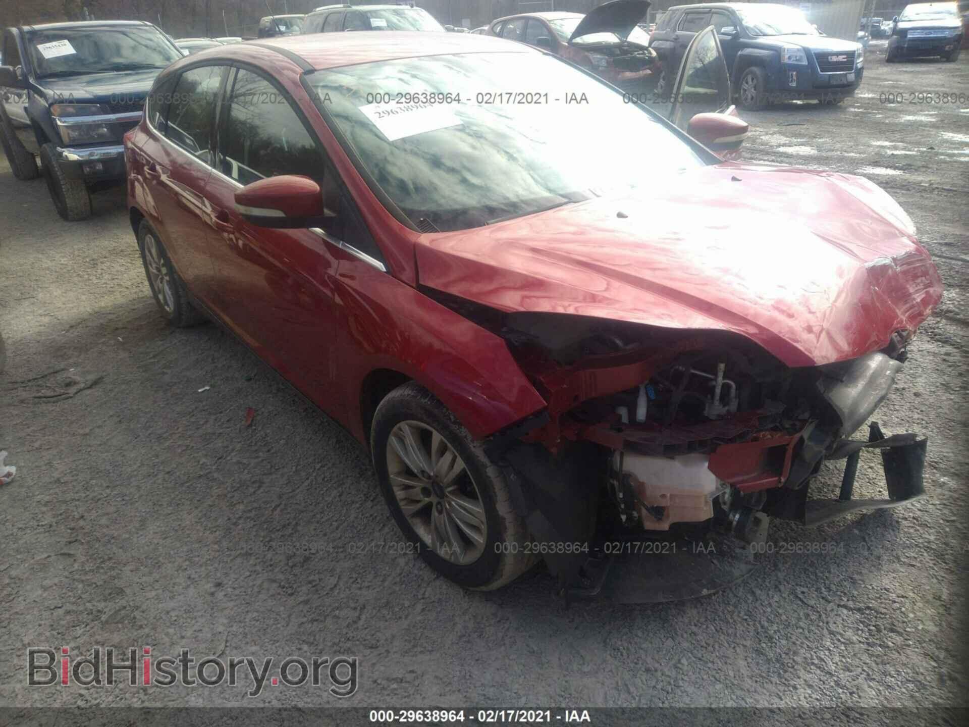Photo 1FAHP3M29CL293983 - FORD FOCUS 2012