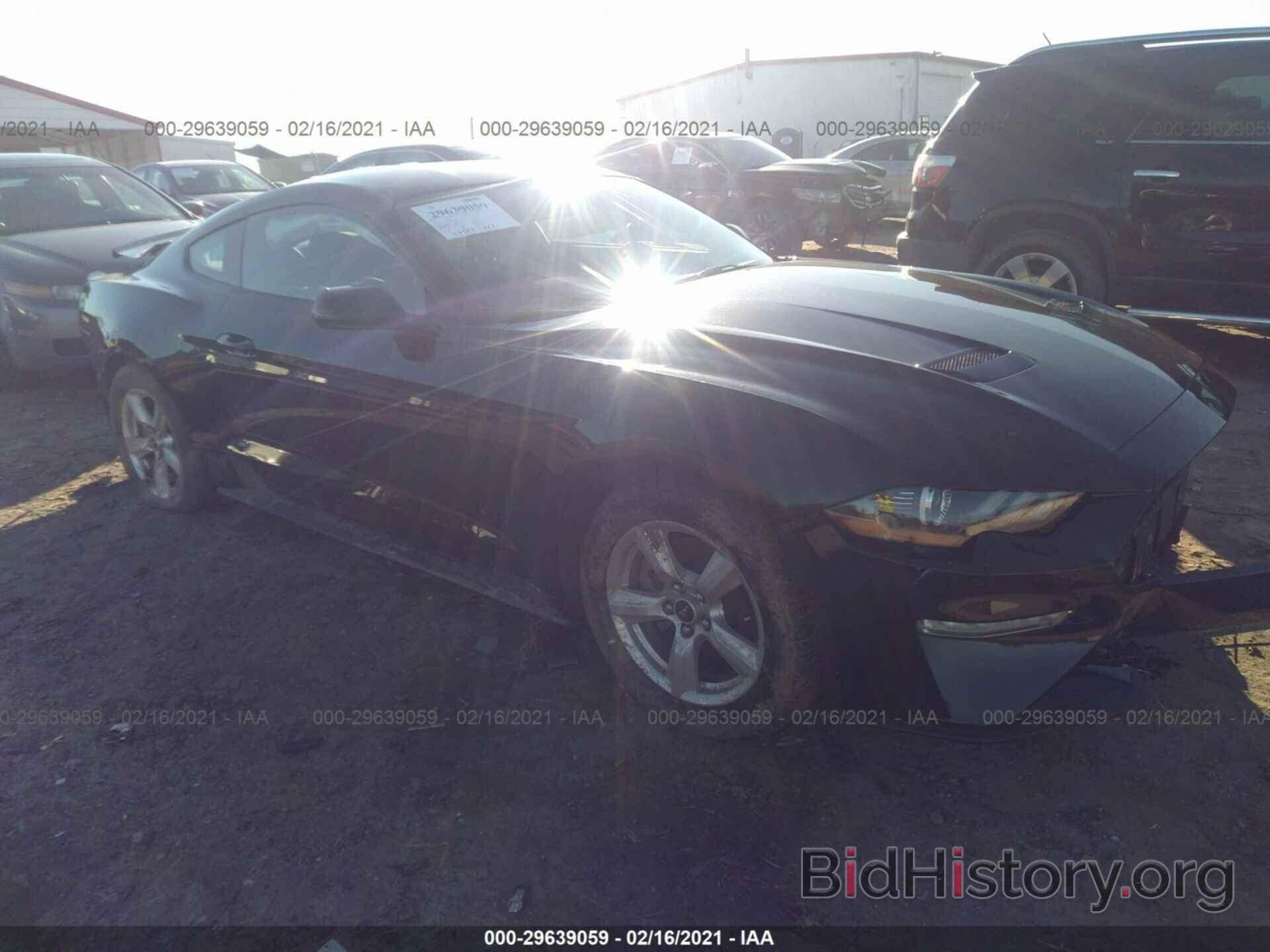 Photo 1FA6P8TH4J5174041 - FORD MUSTANG 2018