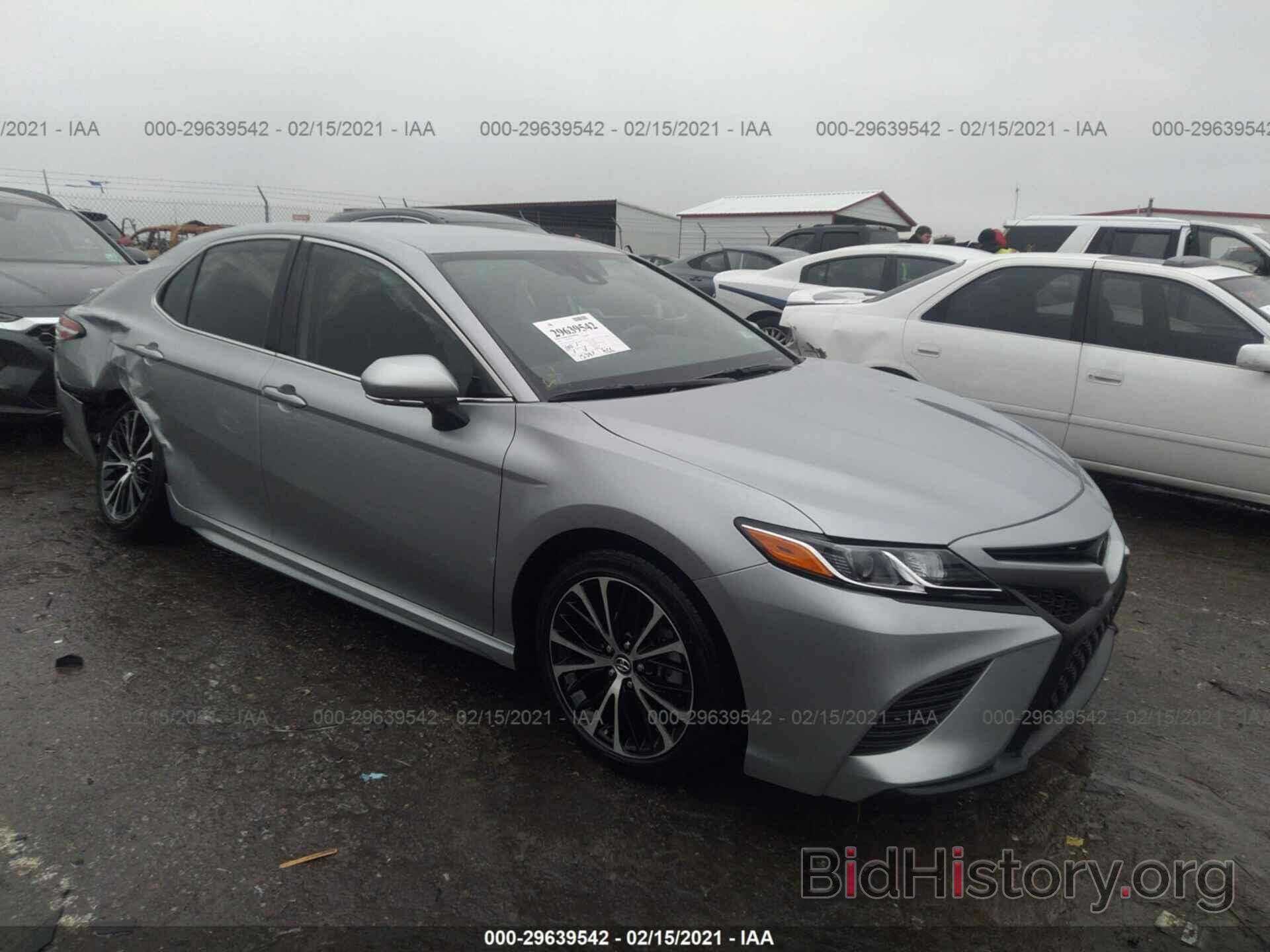 Photo 4T1M11AK5LU317561 - TOYOTA CAMRY 2020