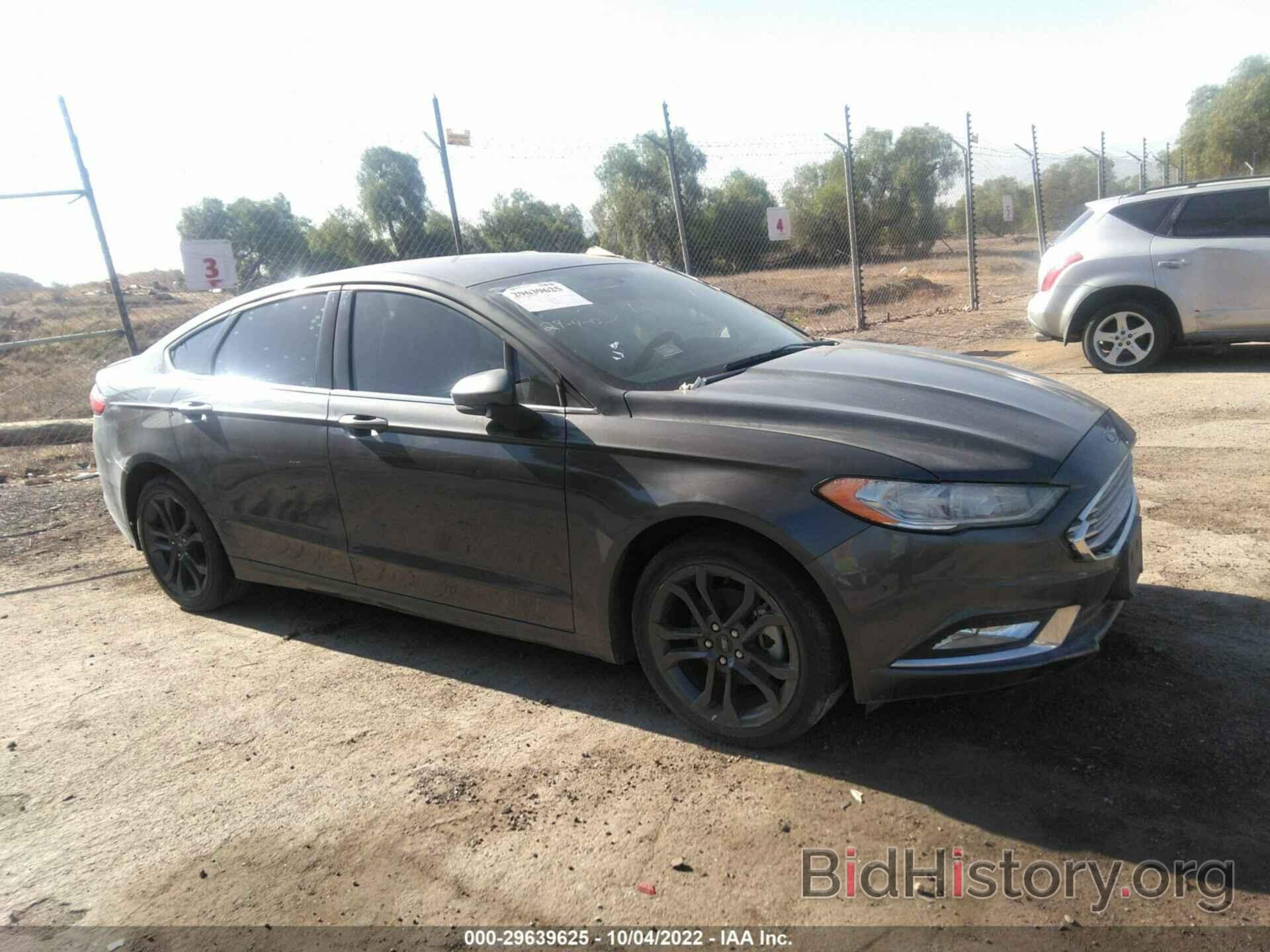 Photo 3FA6P0G75JR257204 - FORD FUSION 2018