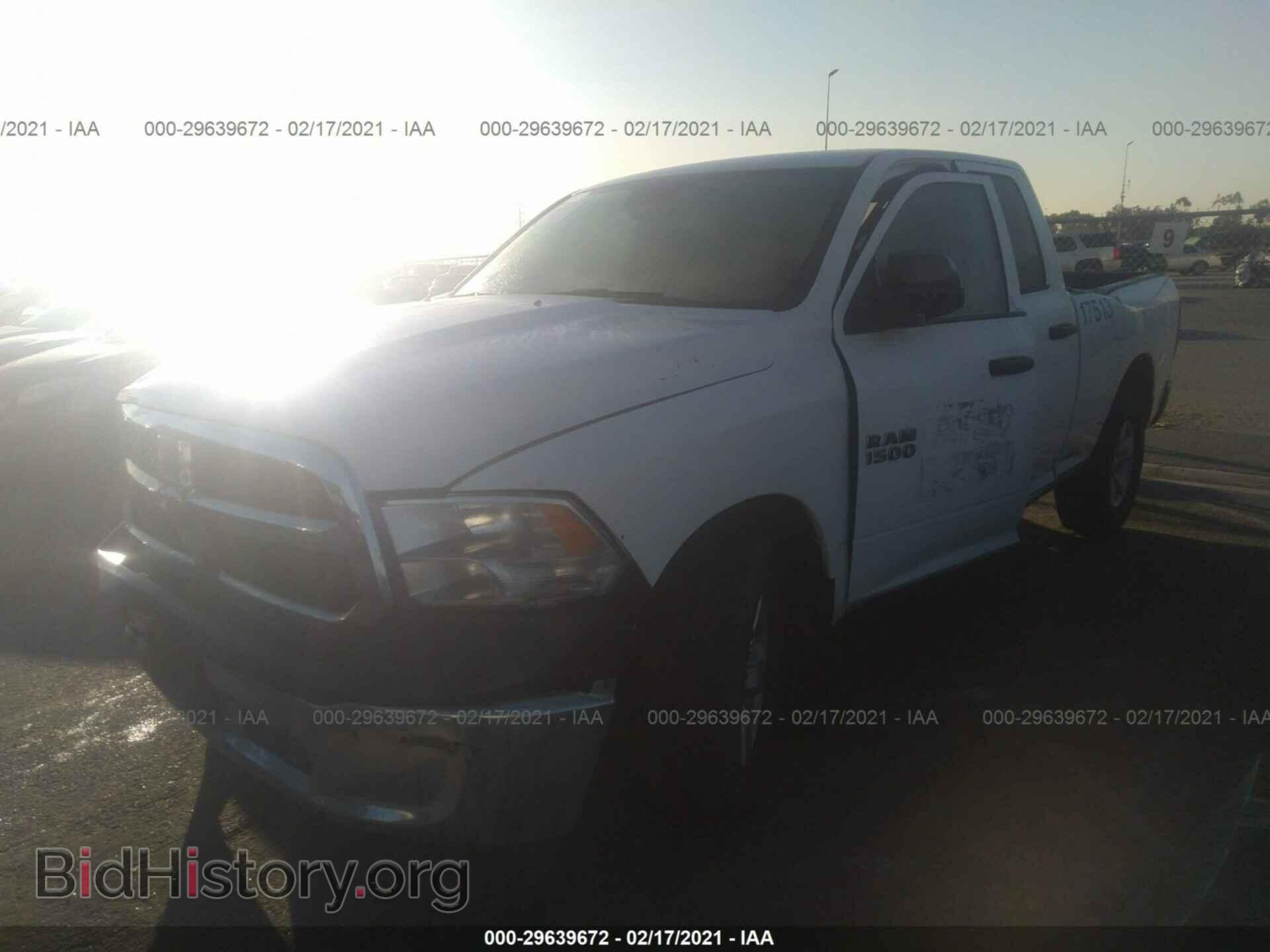 2017 RAM 1500 - VIN: 1C6RR6FG1HS769053 - Photo 2