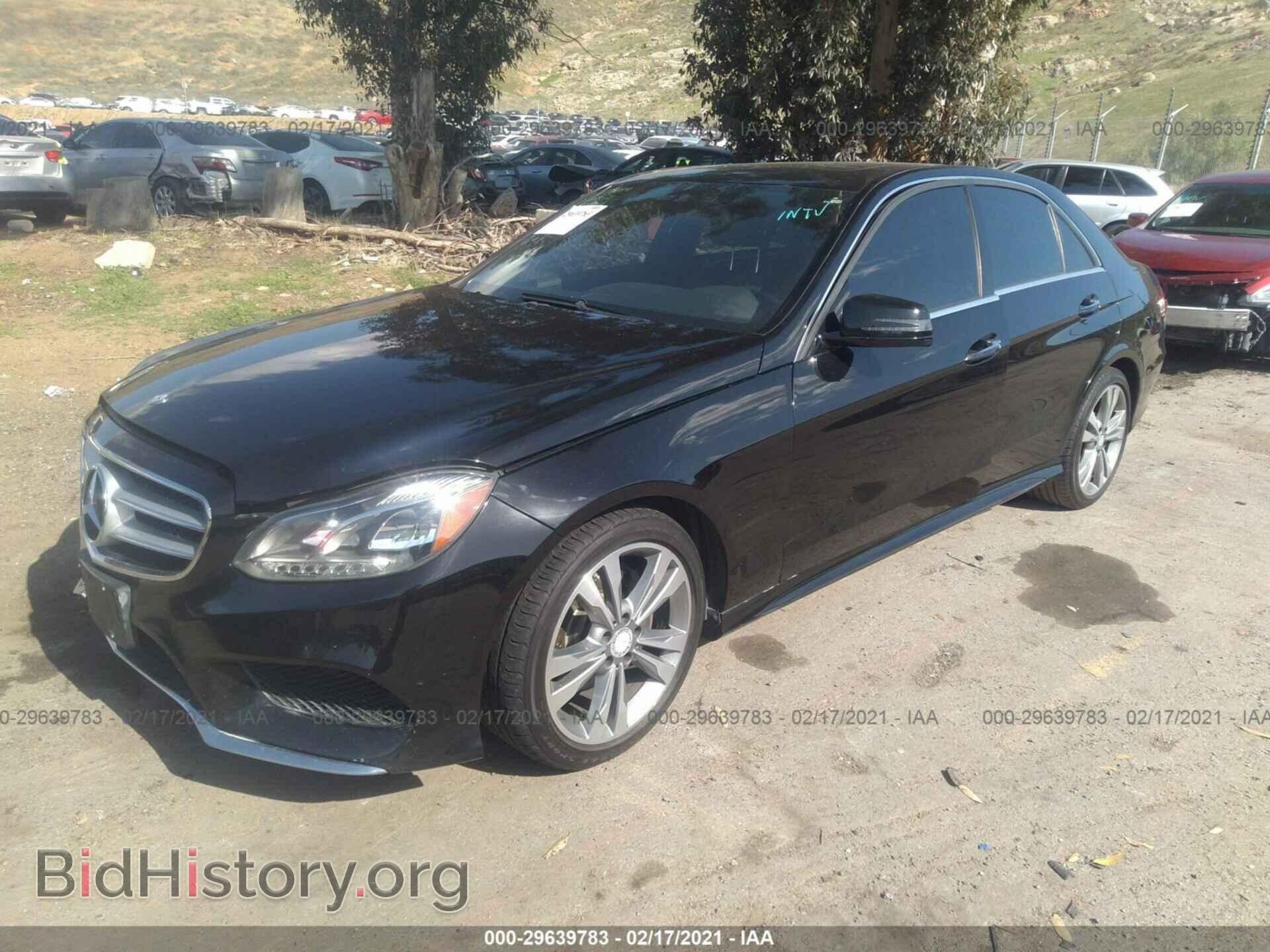 2014 MERCEDES-BENZ E-CLASS - VIN: WDDHF5KB1EA973019 - Фото 2