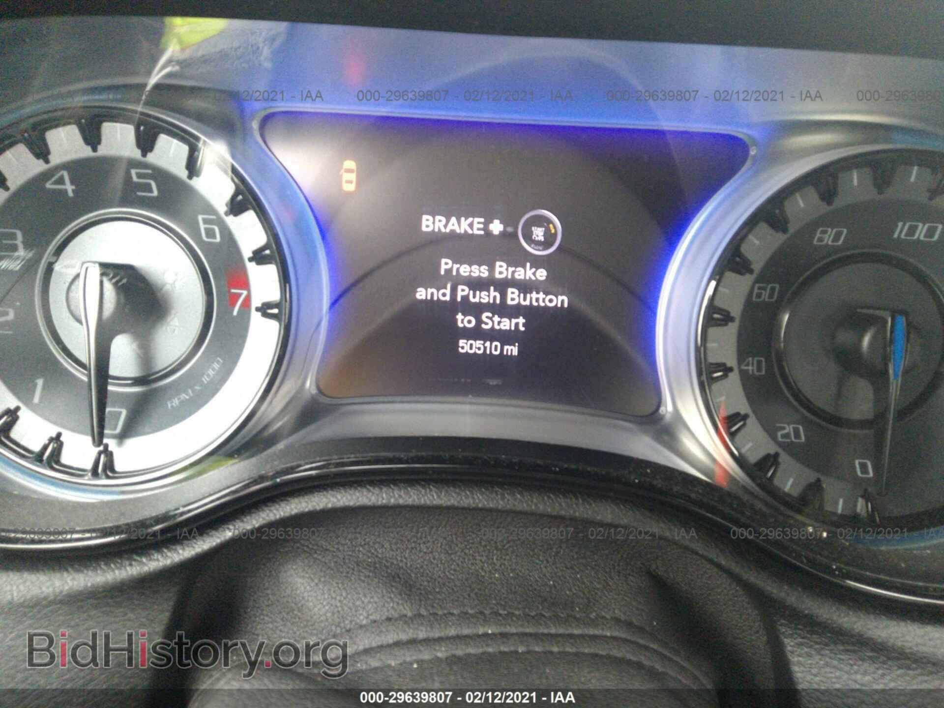 2019 CHRYSLER 300 - VIN: 2C3CCAGG2KH542832 - Фото 7