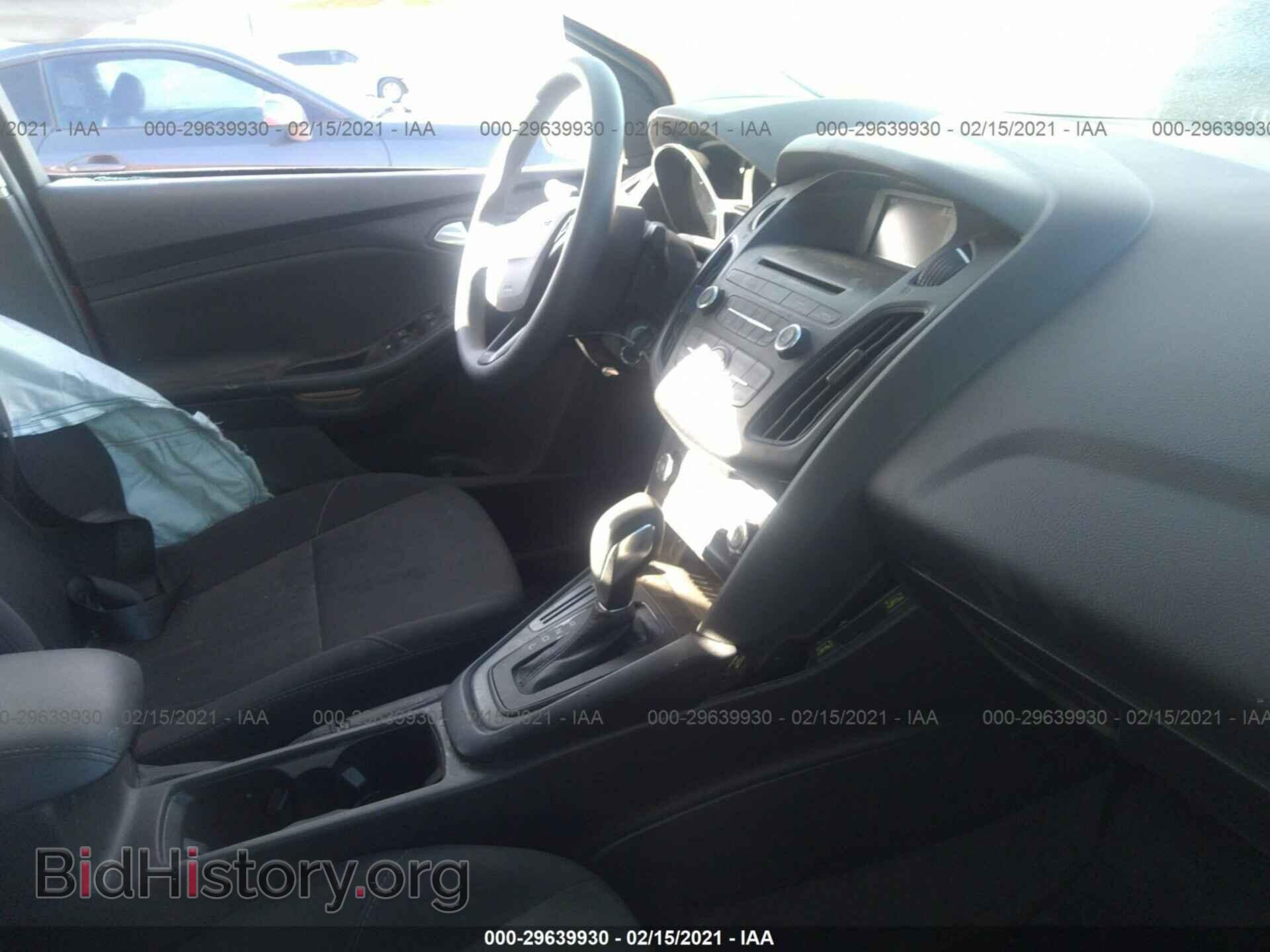 2017 FORD FOCUS - VIN: 1FADP3F25HL211234 - Photo 5