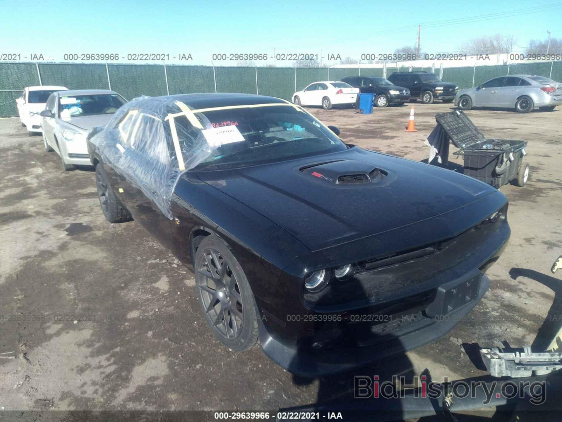 Photo 2C3CDZFJ4GH349632 - DODGE CHALLENGER 2016