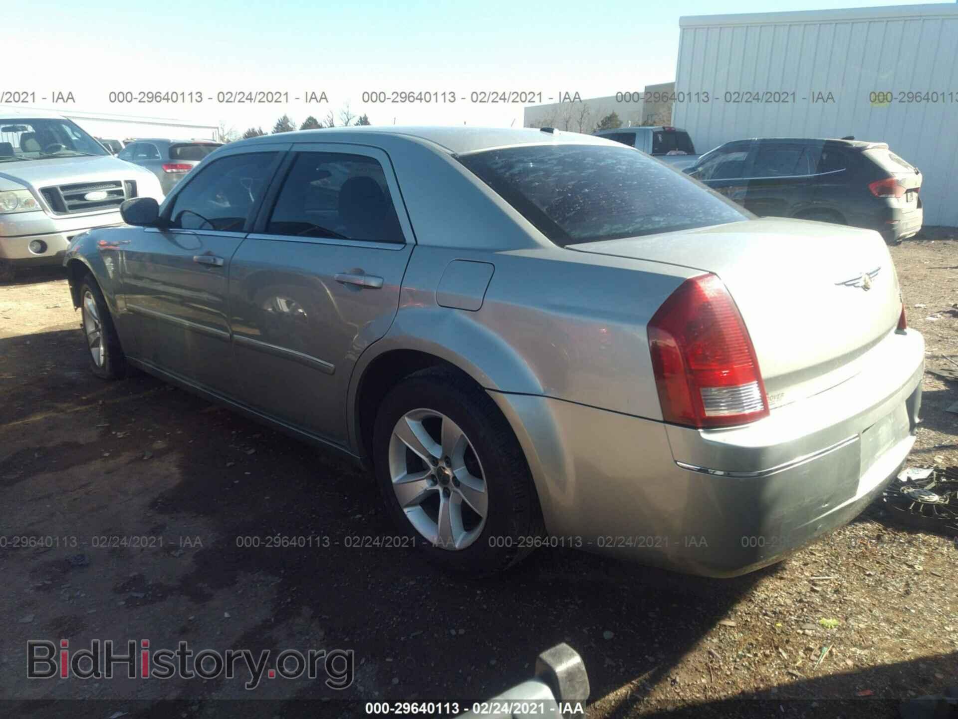 2006 CHRYSLER 300 - VIN: 2C3KA53G76H425364 - Фото 3