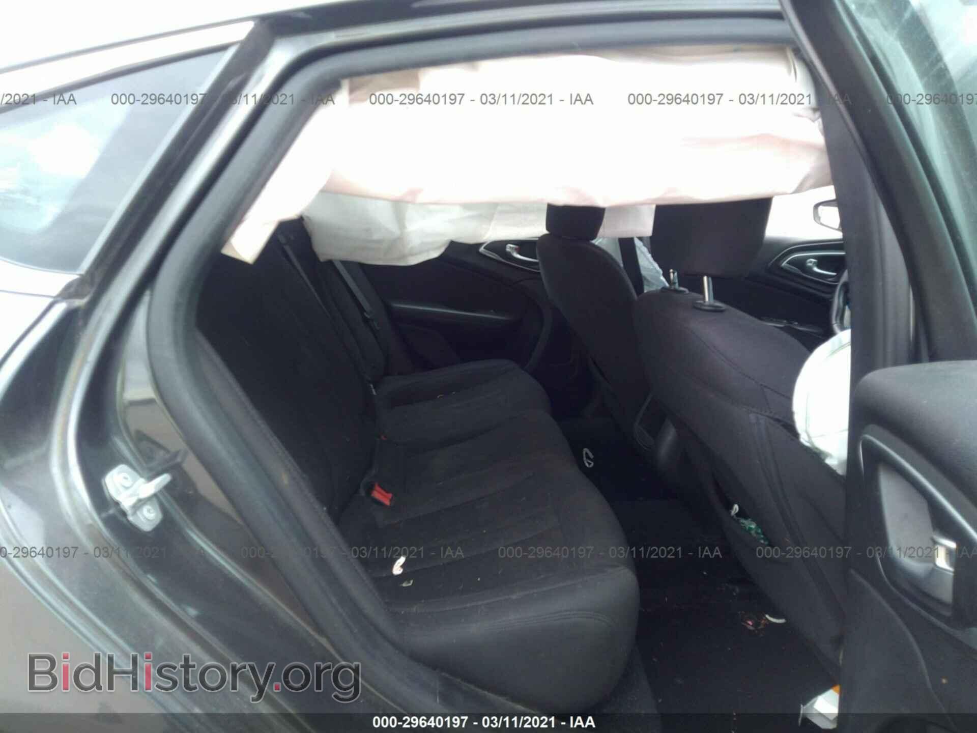 2015 CHRYSLER 200 - VIN: 1C3CCCAB3FN596288 - Фото 8