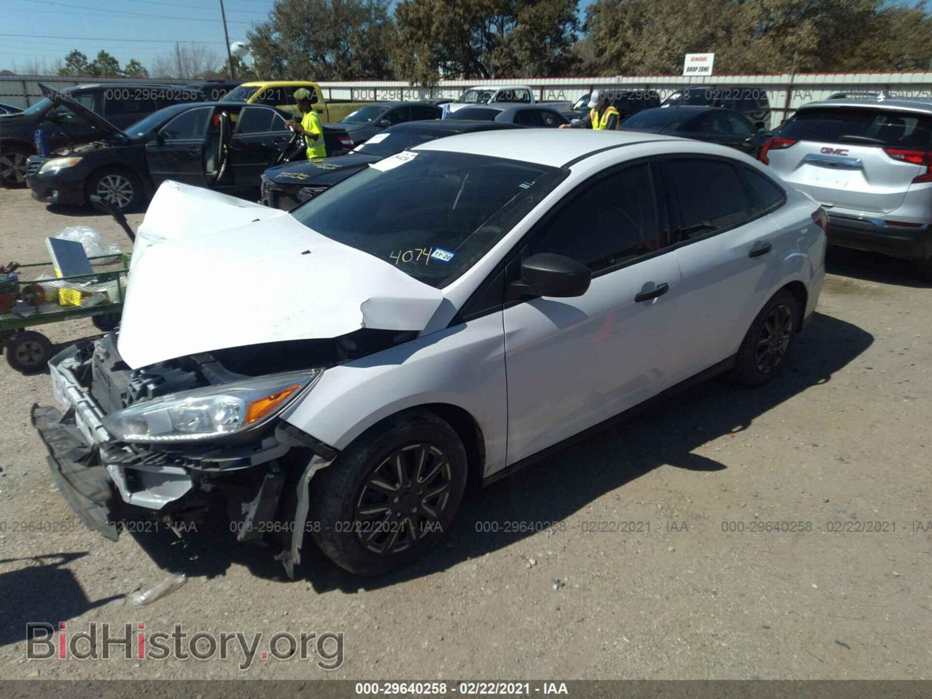 2017 FORD FOCUS - VIN: 1FADP3E22HL254074 - Photo 2