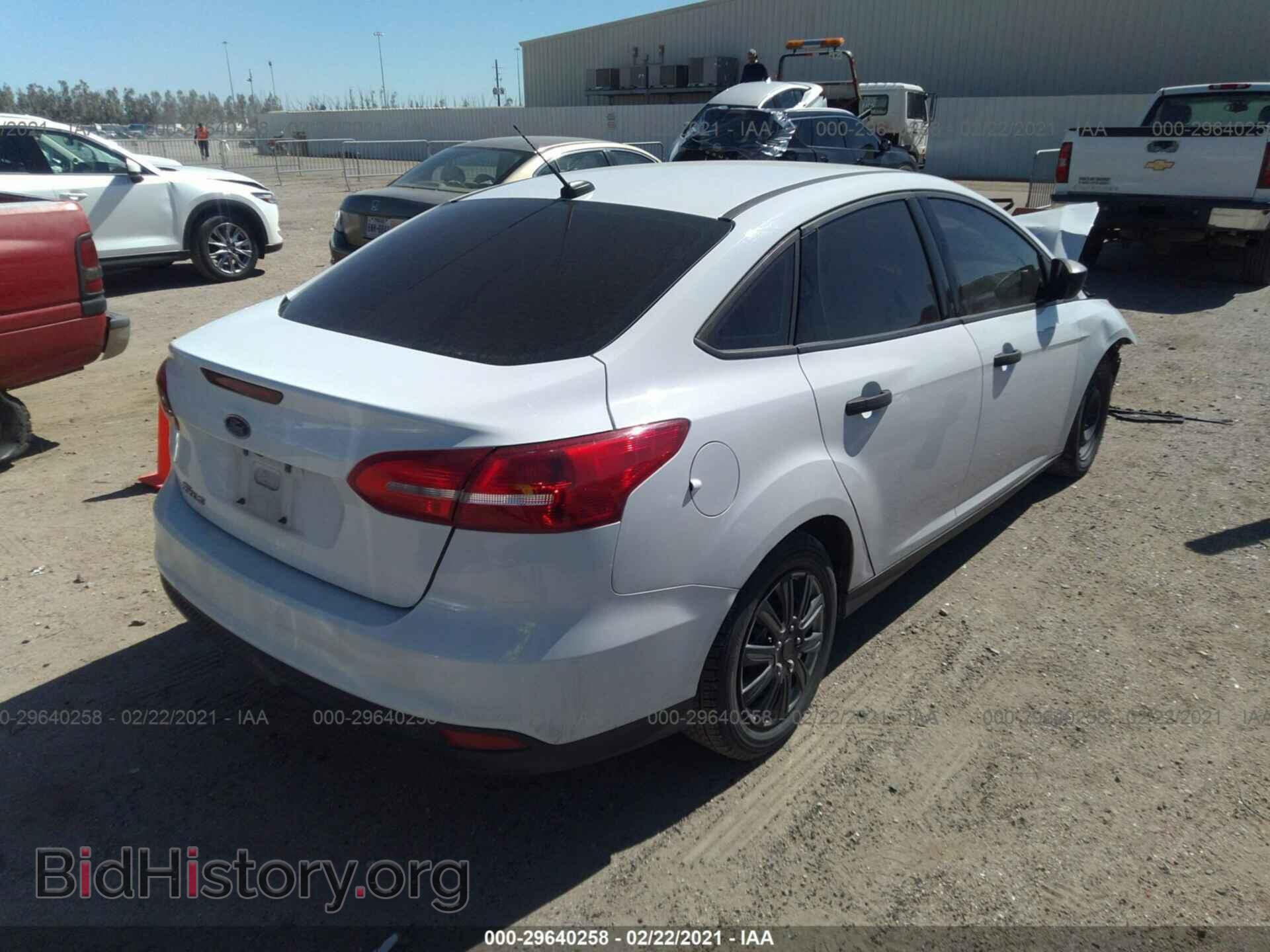2017 FORD FOCUS - VIN: 1FADP3E22HL254074 - Photo 4