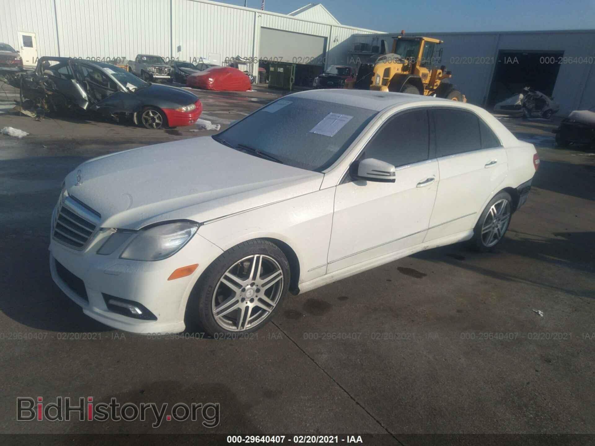 2010 MERCEDES-BENZ E-CLASS - VIN: WDDHF8HB5AA118990 - Фото 2