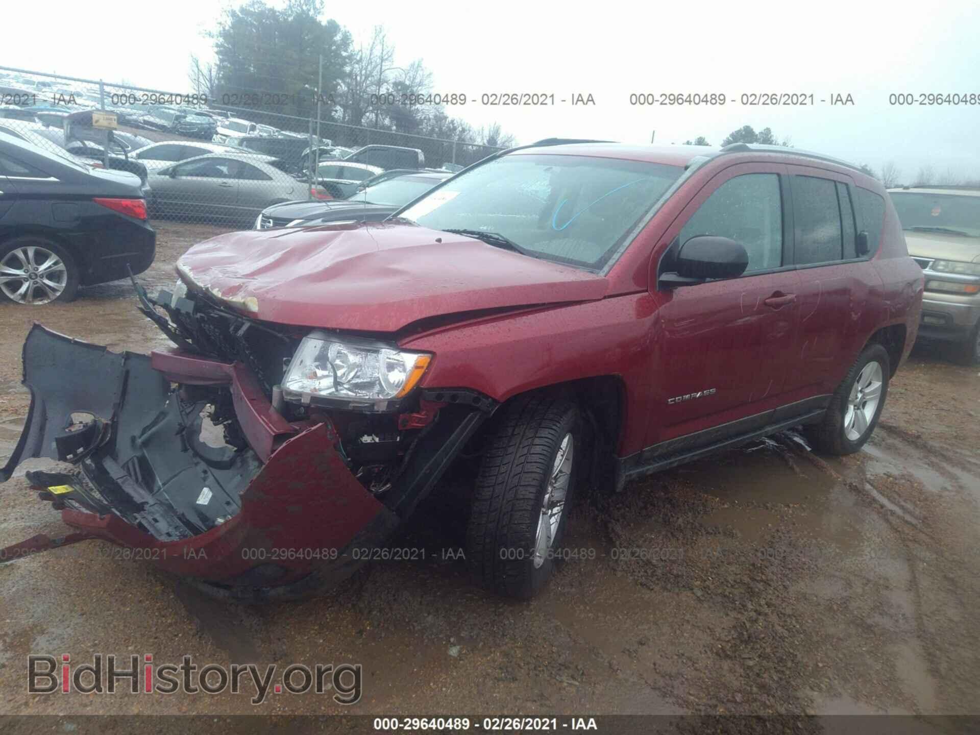 2011 JEEP COMPASS - VIN: 1J4NT1FB1BD143945 - Photo 2