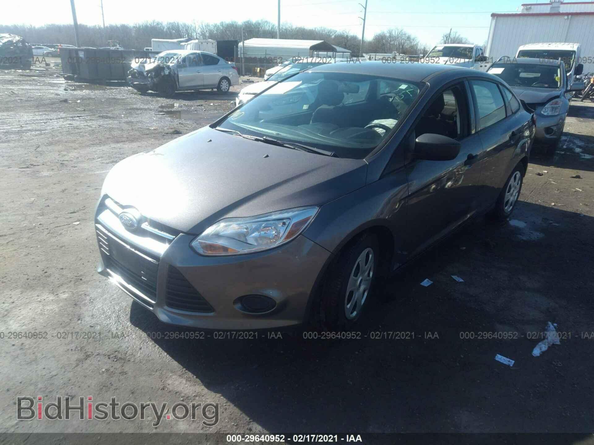 2012 FORD FOCUS - VIN: 1FAHP3E28CL282813 - Photo 2