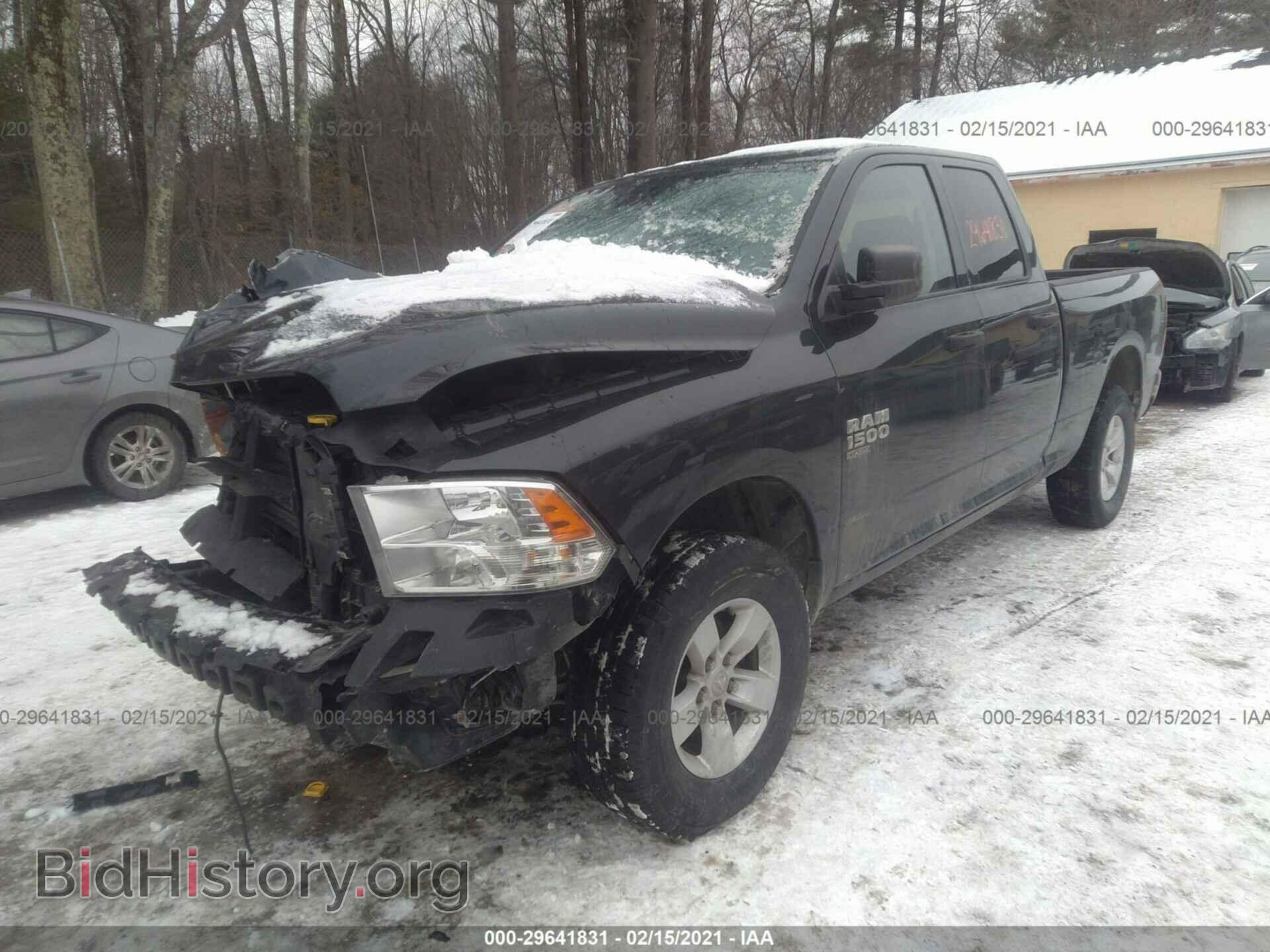 2019 RAM 1500 CLASSIC - VIN: 1C6RR7FG8KS501064 - Фото 2