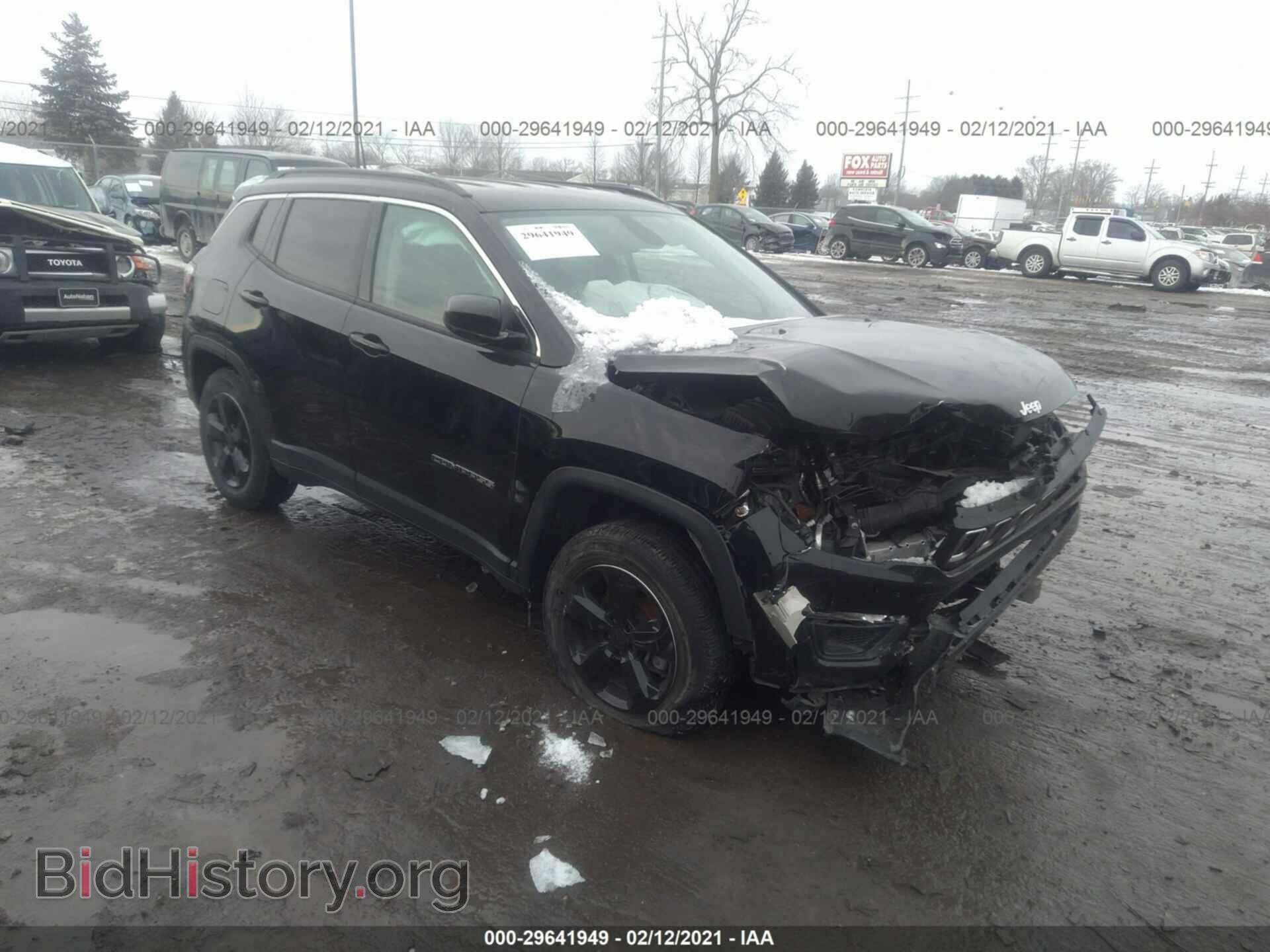 Фотография 3C4NJDBB2HT640010 - JEEP COMPASS 2017
