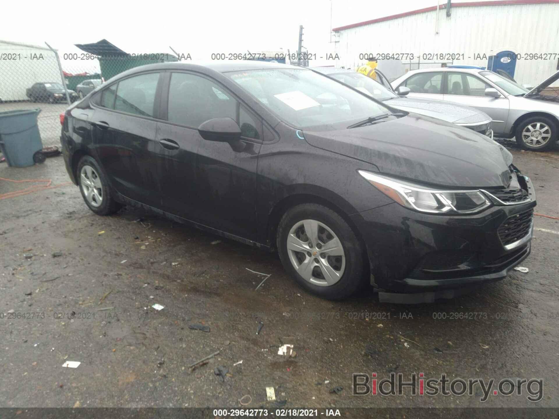 Photo 1G1BC5SM8G7254997 - CHEVROLET CRUZE 2016