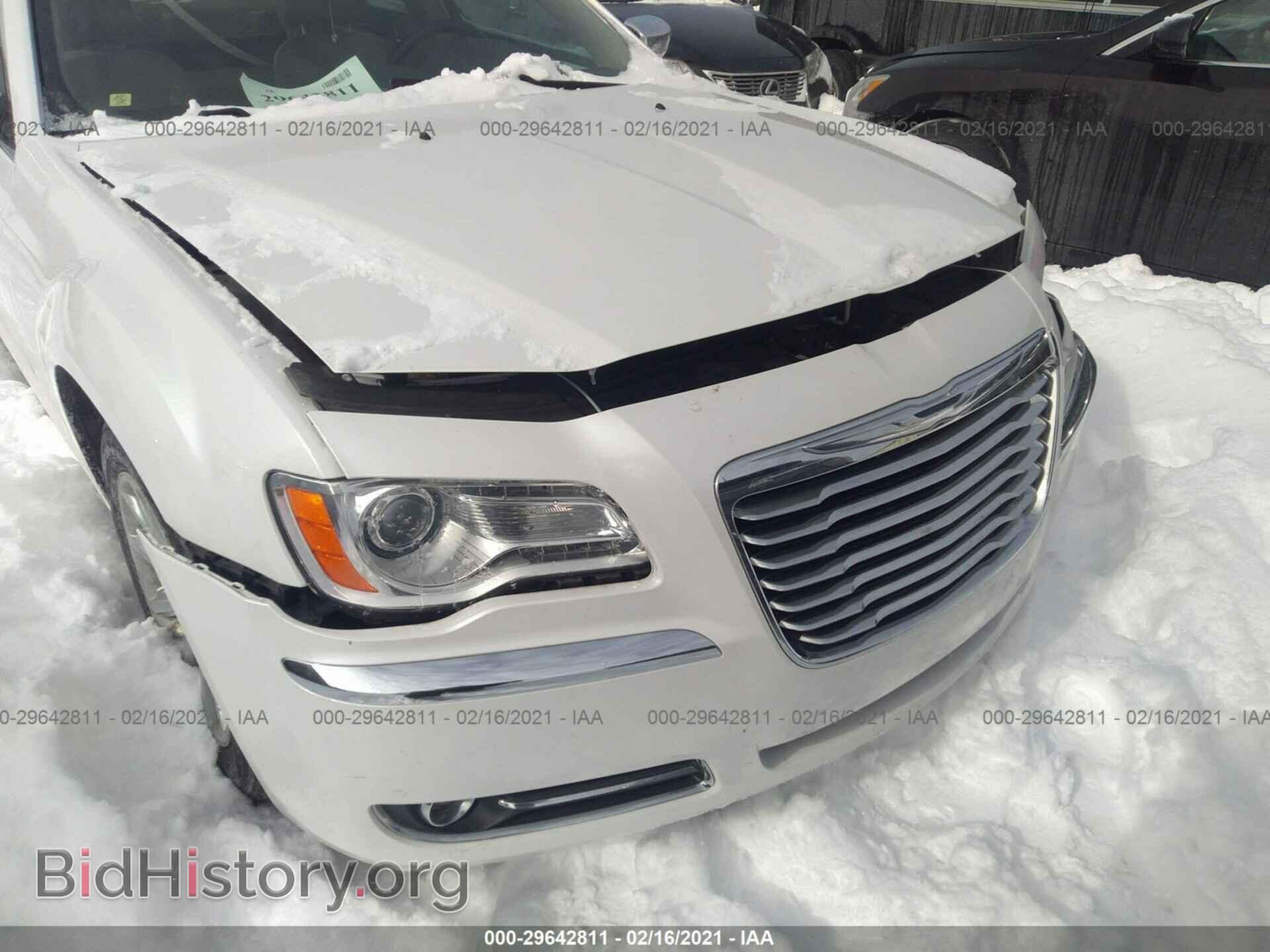 2011 CHRYSLER 300 - VIN: 2C3CA5CG1BH530030 - Фото 6
