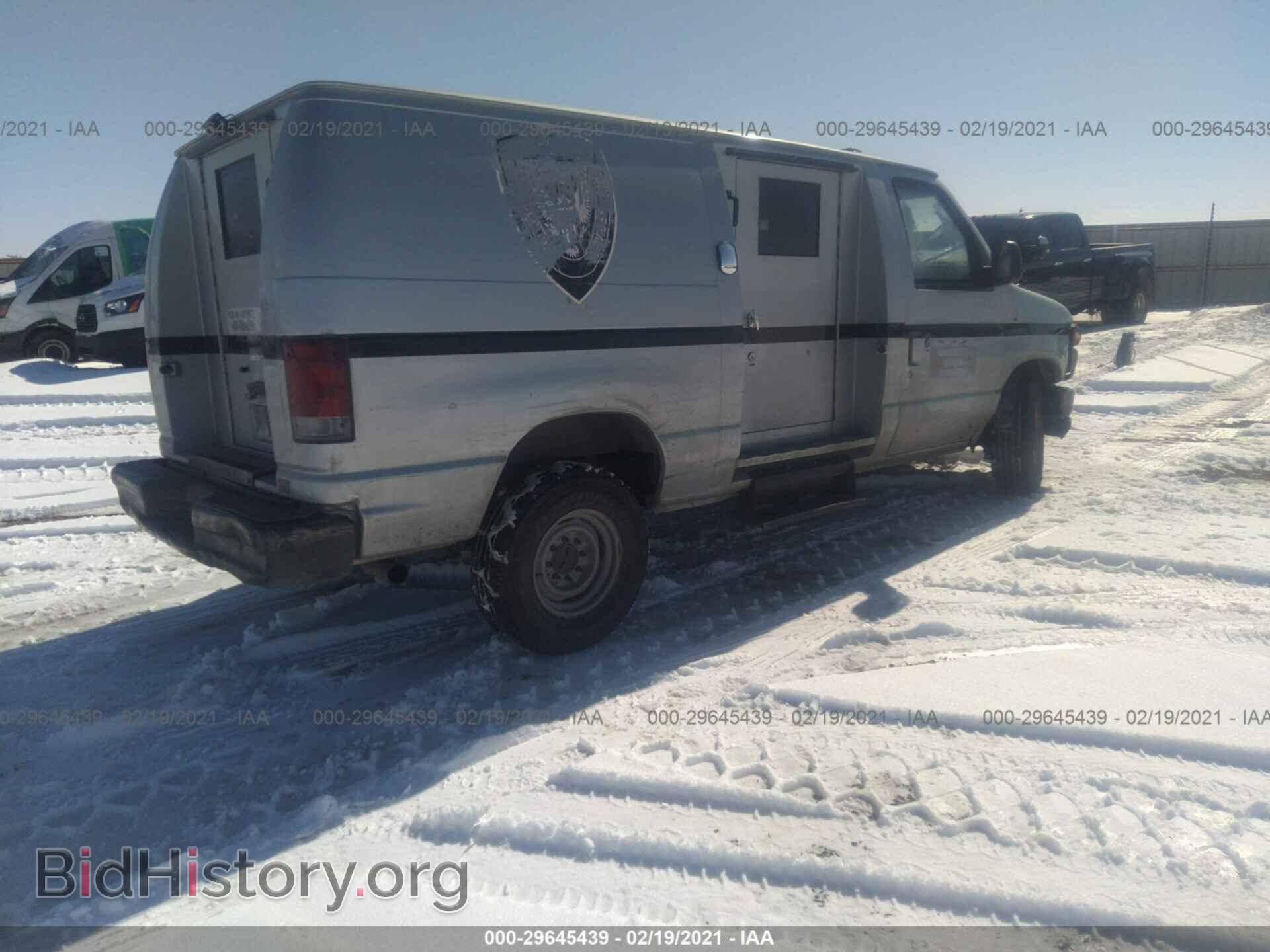 2010 FORD ECONOLINE CARGO VAN - VIN: 1FTSE3EL7ADA56946 - Фото 4