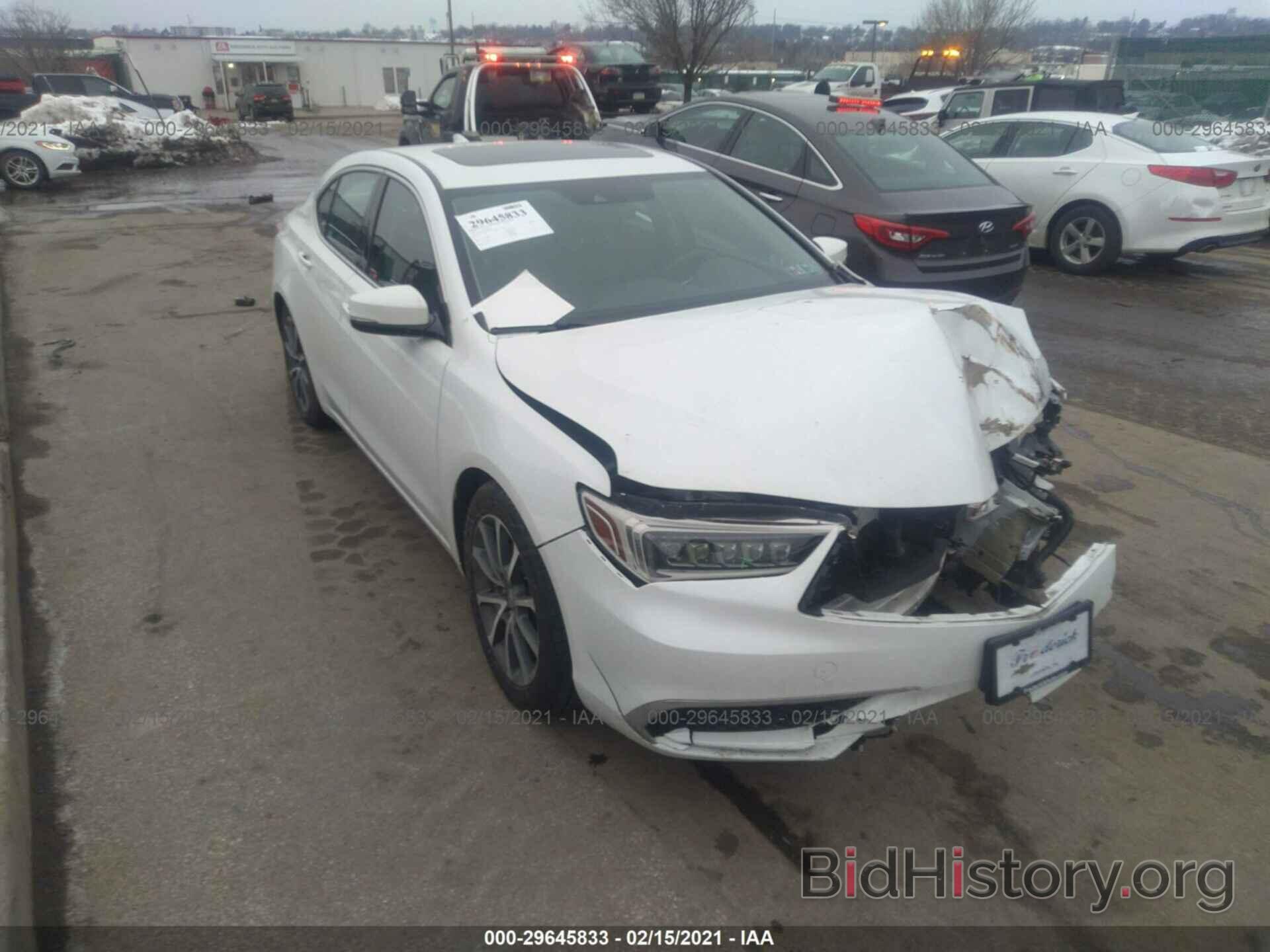 Photo 19UUB3F36JA002766 - ACURA TLX 2018