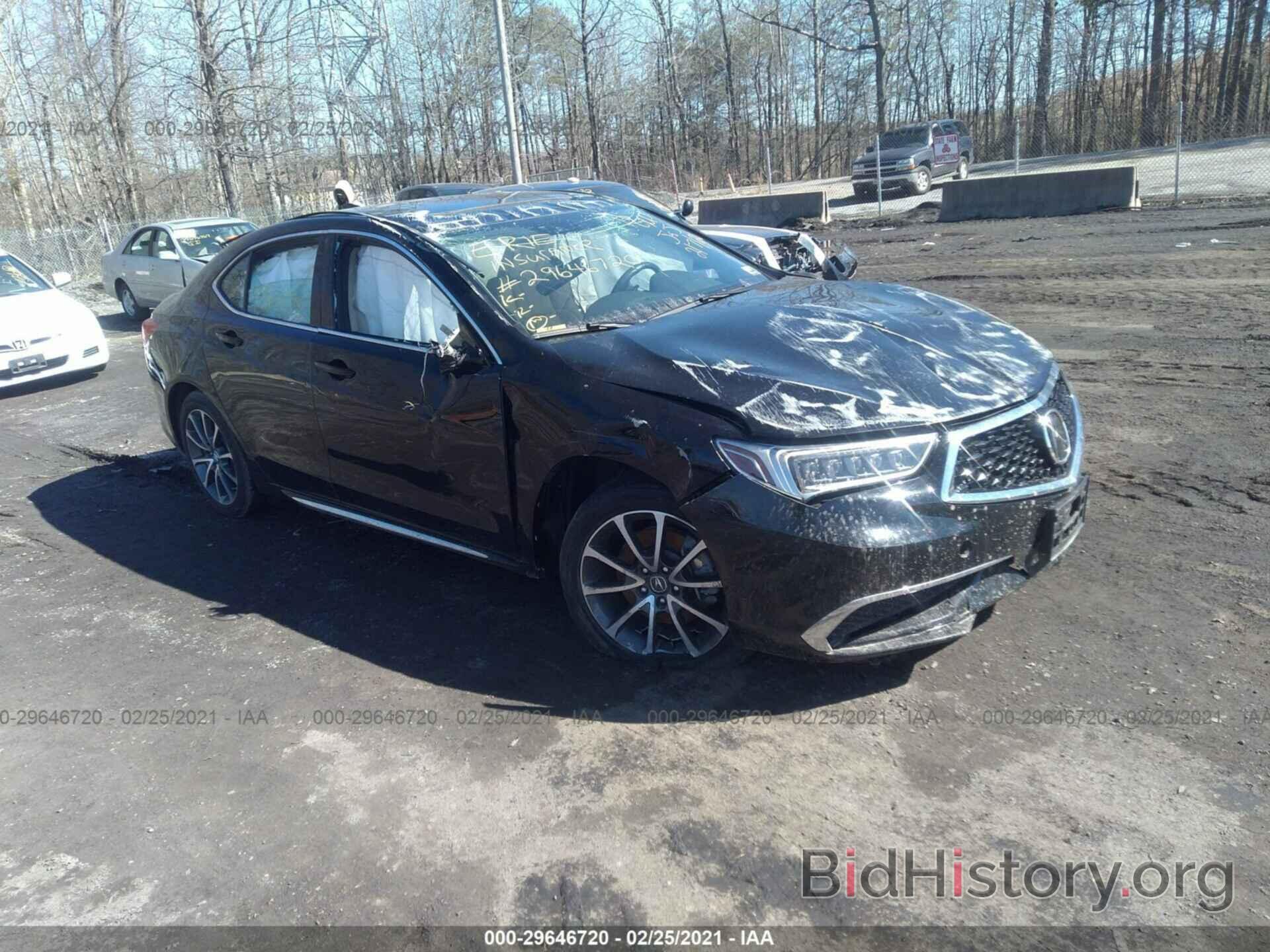 Фотография 19UUB2F50JA008364 - ACURA TLX 2018