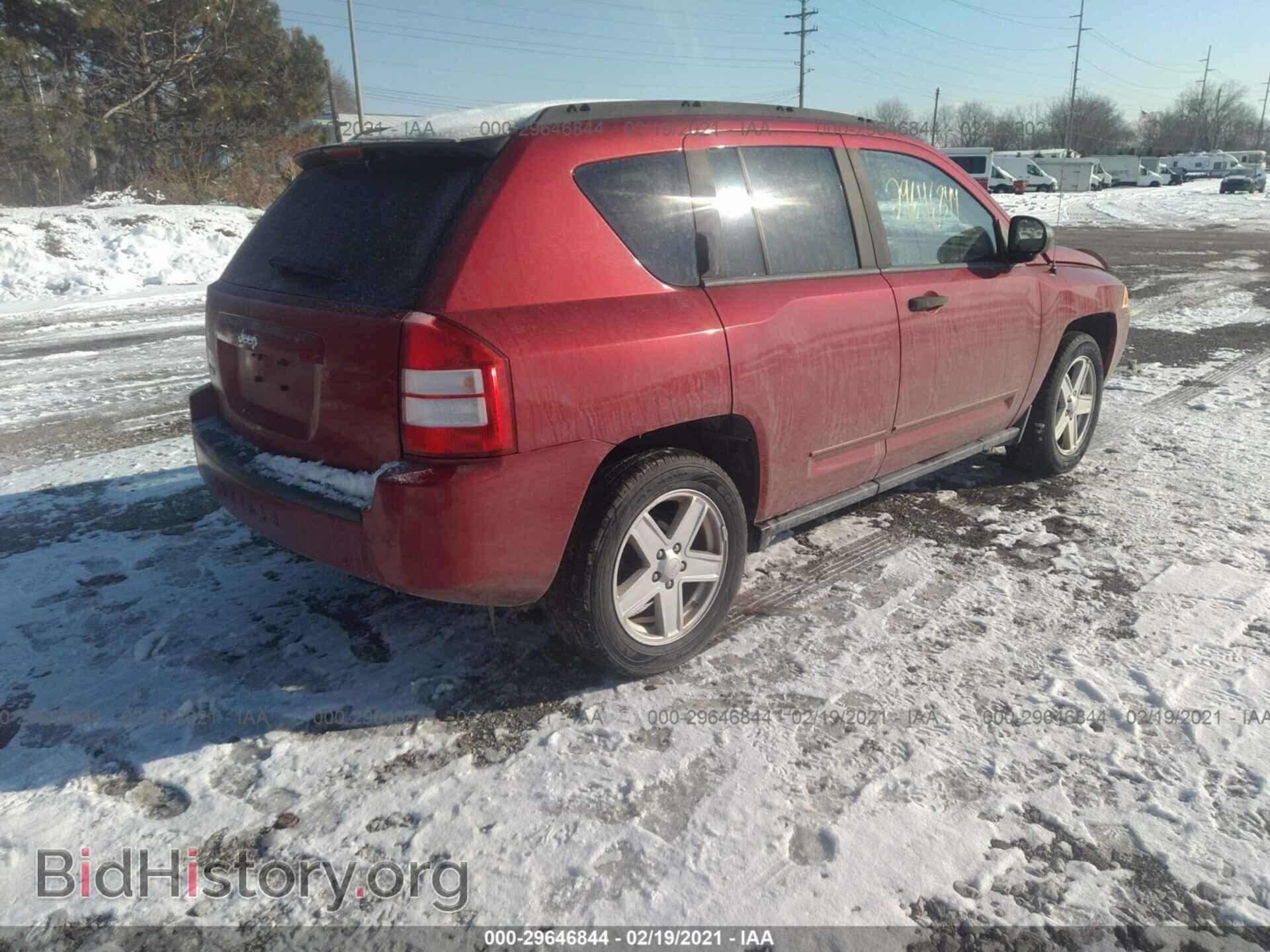 2008 JEEP COMPASS - VIN: 1J8FF47W48D530415 - Фото 4