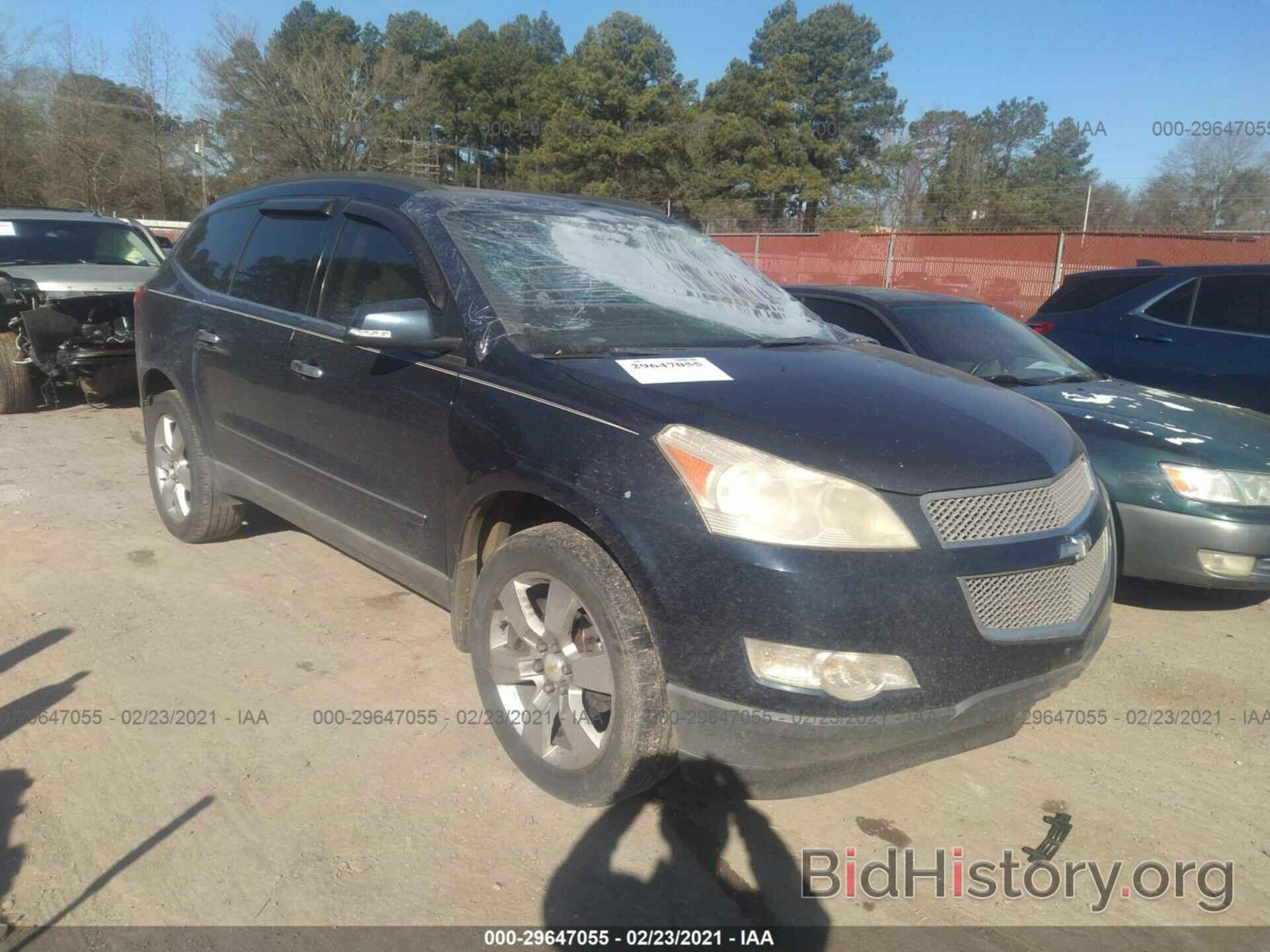 Photo 1GNLRHED5AS103800 - CHEVROLET TRAVERSE 2010