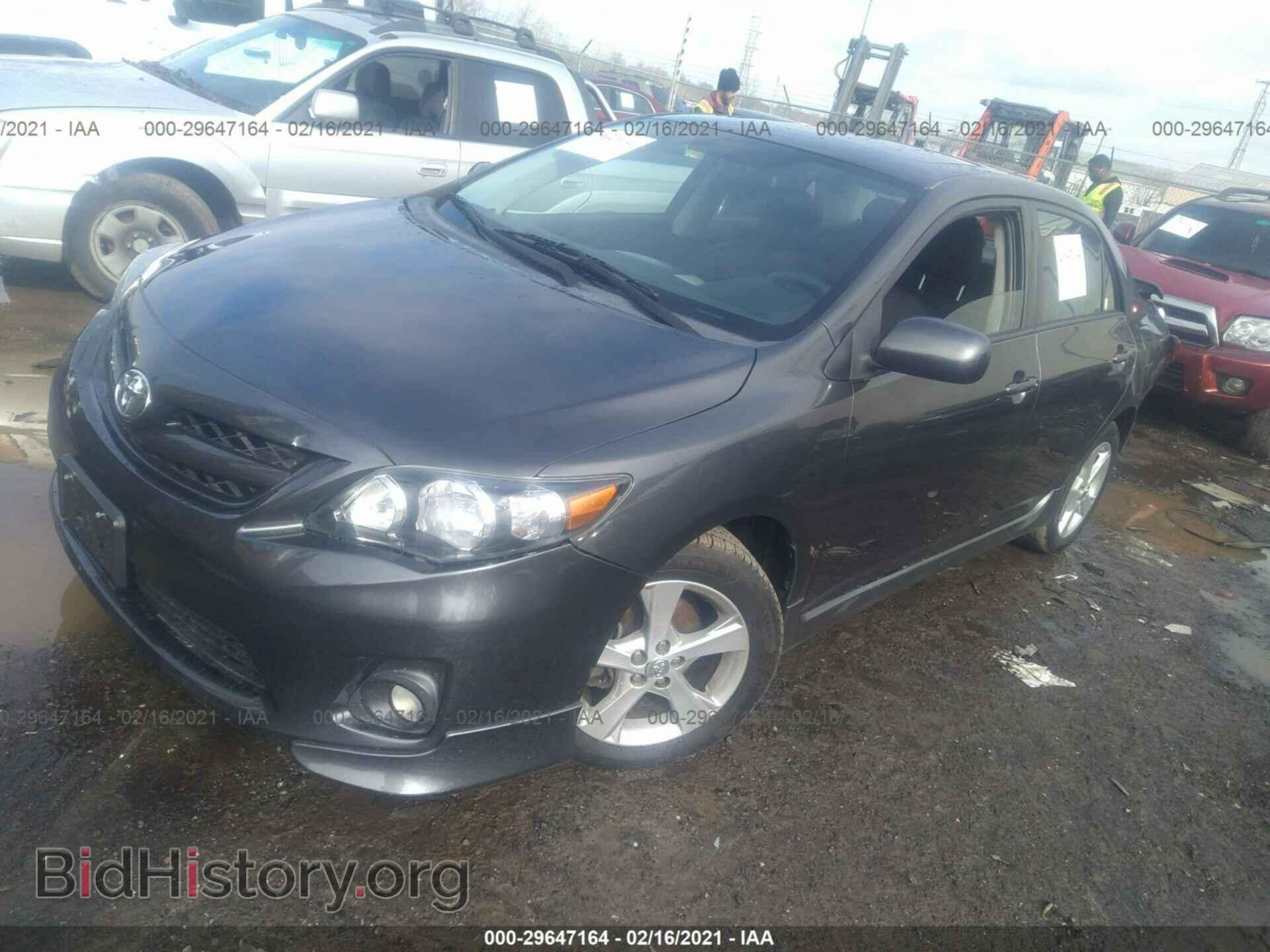2011 TOYOTA COROLLA - VIN: 2T1BU4EEXBC740169 - Фото 2