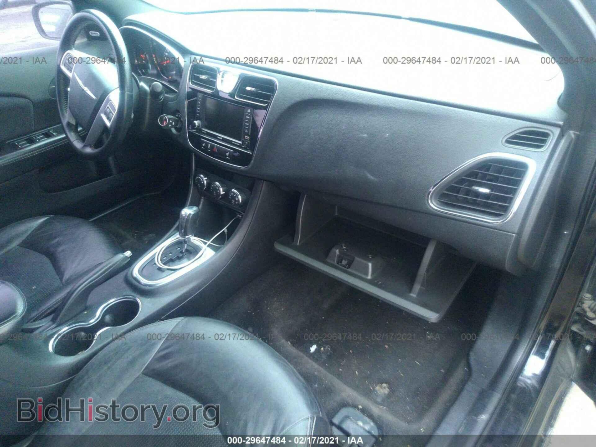 2012 CHRYSLER 200 - VIN: 1C3CCBHG8CN257453 - Фото 5