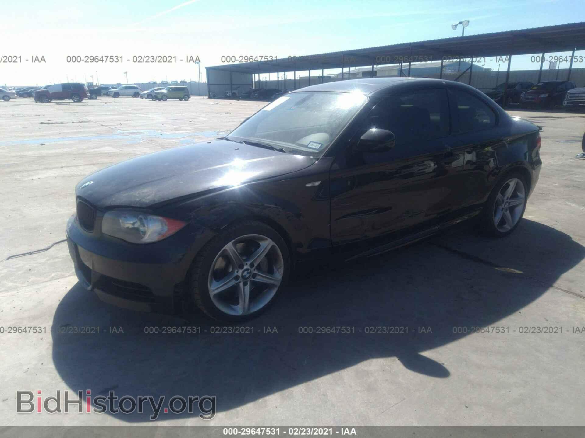2011 BMW 1 SERIES - VIN: WBAUC9C51BVM10474 - Фото 2