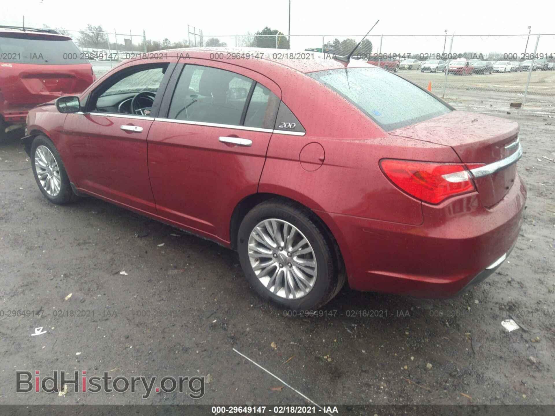 2011 CHRYSLER 200 - VIN: 1C3BC2FG3BN526732 - Фото 3