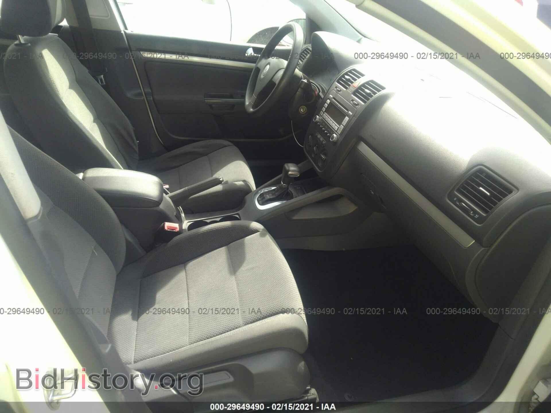 2009 VOLKSWAGEN RABBIT - VIN: WVWDB71K89W078380 - Фото 5