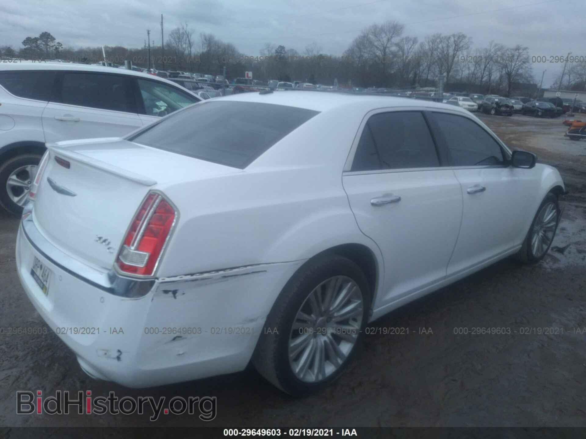 2011 CHRYSLER 300 - VIN: 2C3CA6CT4BH549612 - Фото 4