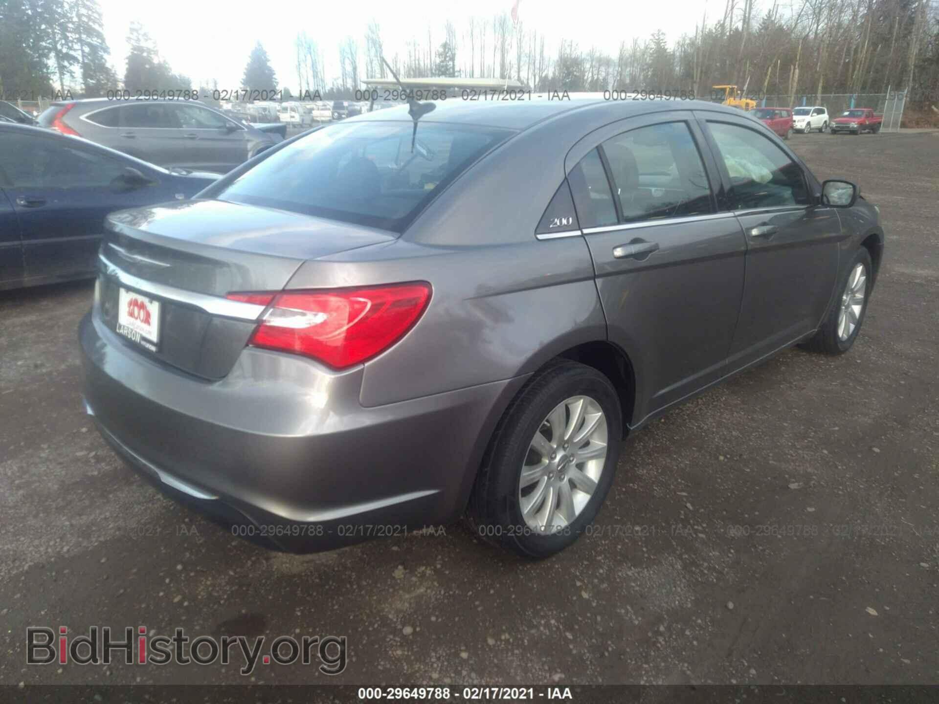 2012 CHRYSLER 200 - VIN: 1C3CCBBB7CN227020 - Фото 4