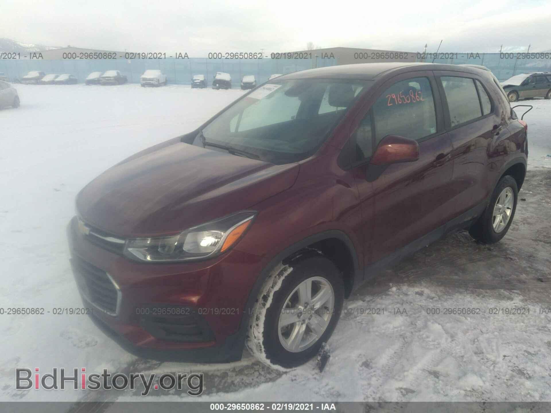 2017 CHEVROLET TRAX - VIN: 3GNCJNSB3HL179145 - Photo 2