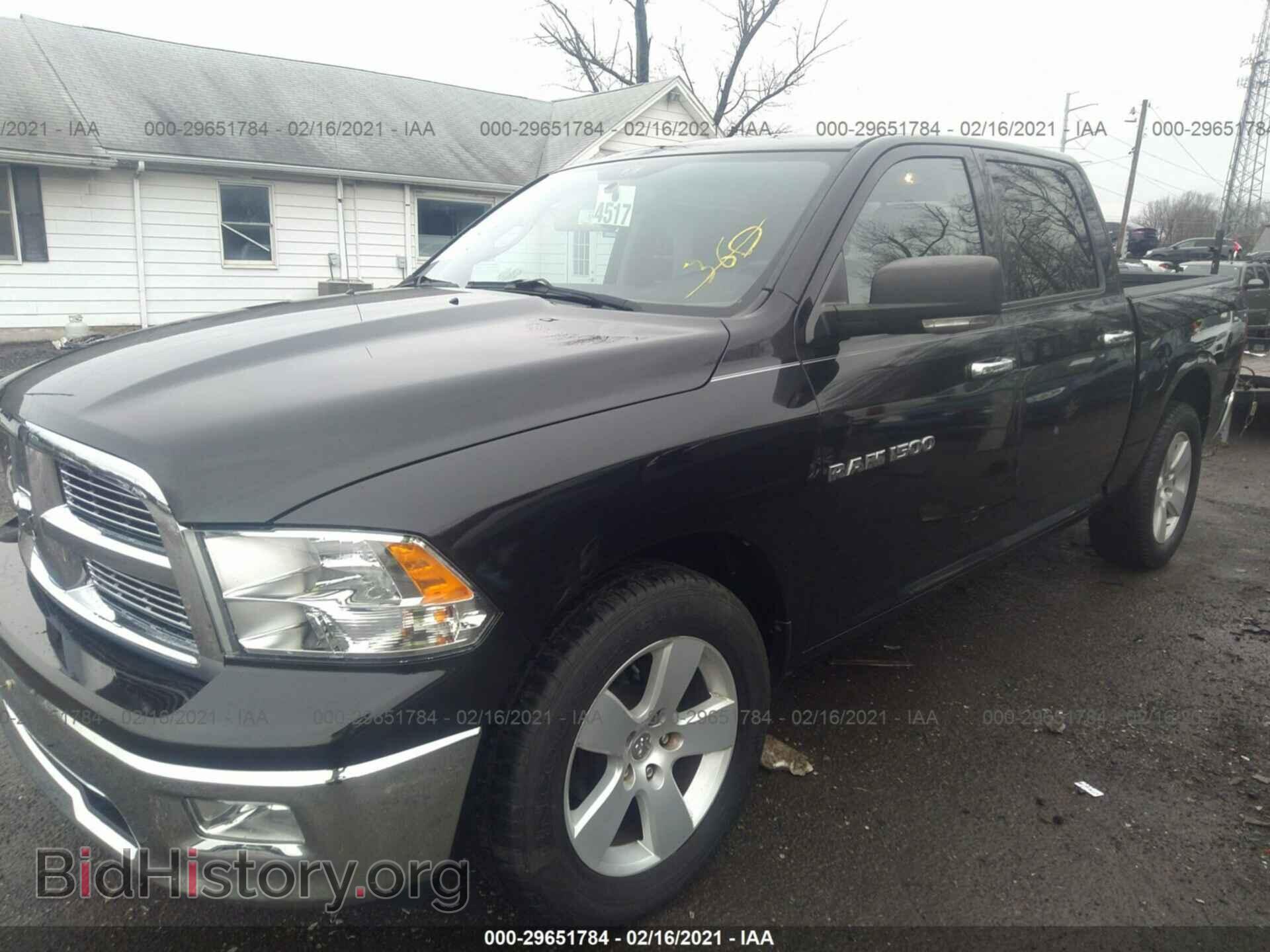 2011 RAM 1500 - VIN: 1D7RB1CT8BS587218 - Фото 2
