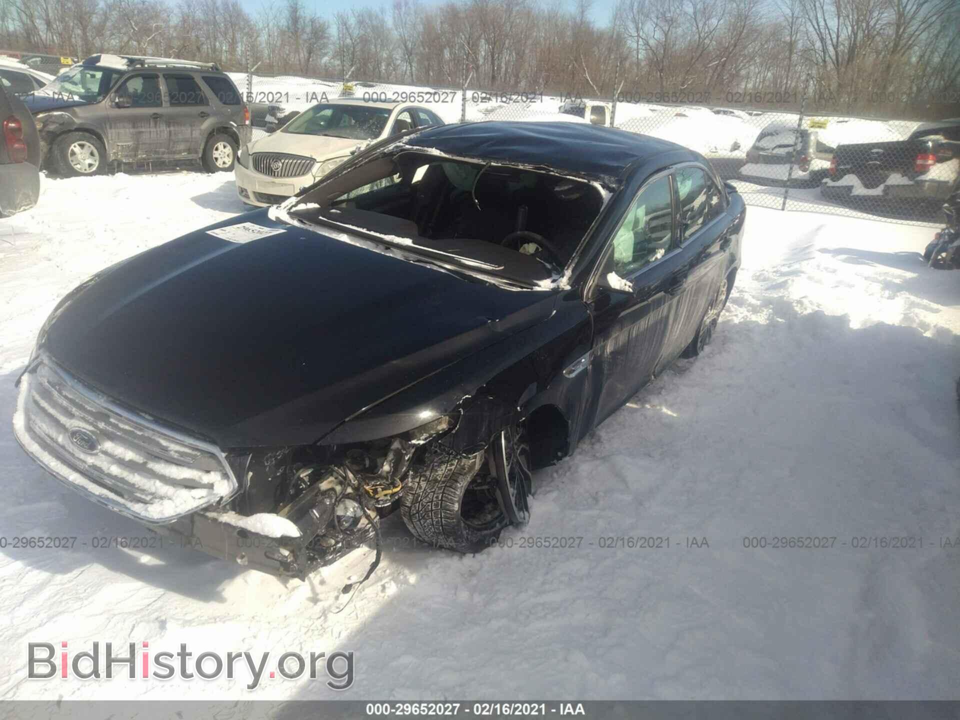 2017 FORD TAURUS - VIN: 1FAHP2E9XHG111973 - Photo 2