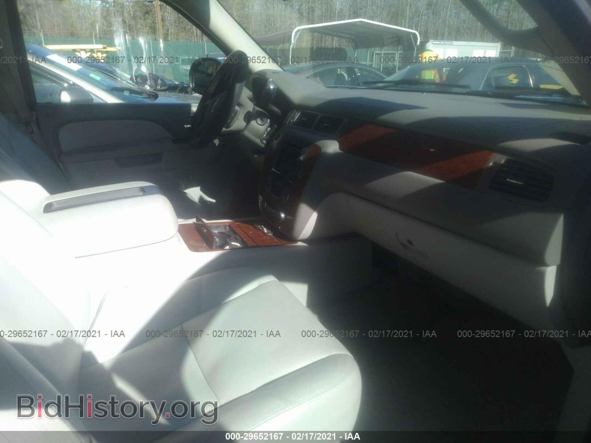 2011 CHEVROLET AVALANCHE - VIN: 3GNTKGE33BG126202 - Фото 5
